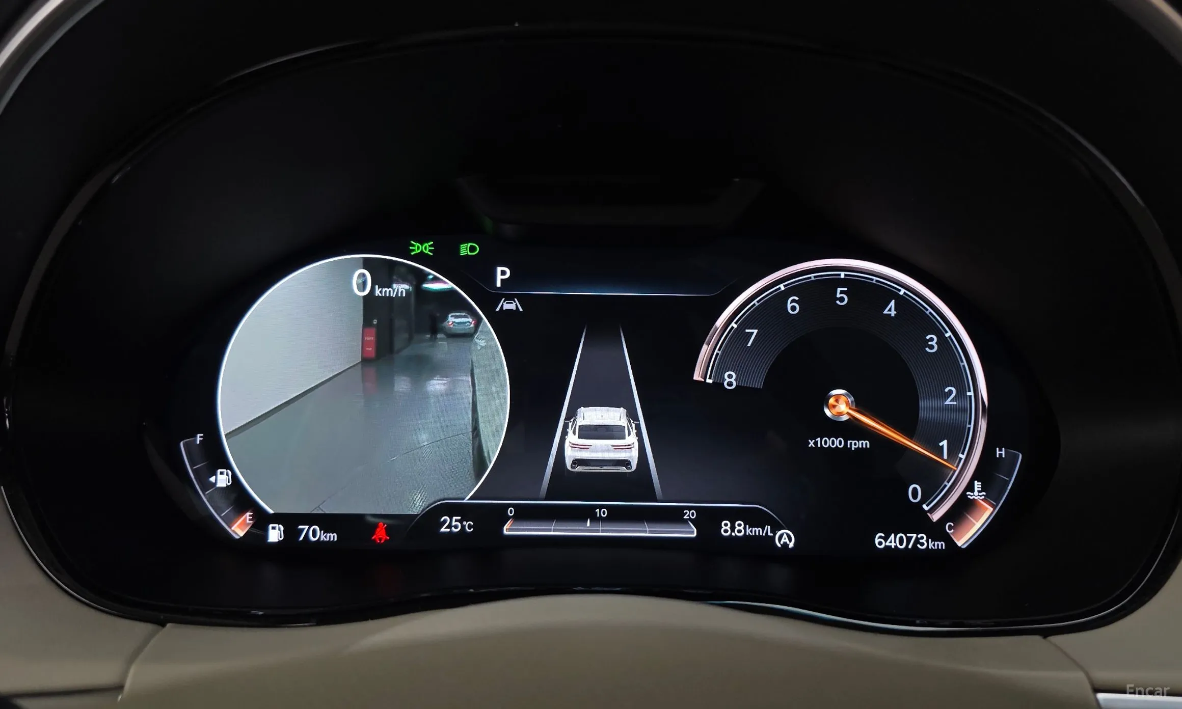 Genesis GV70 превью 8