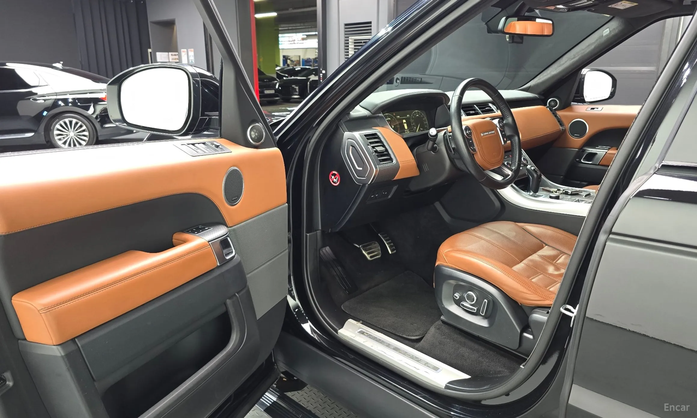 Land Rover Range Rover Sport 2nd Generation превью 10