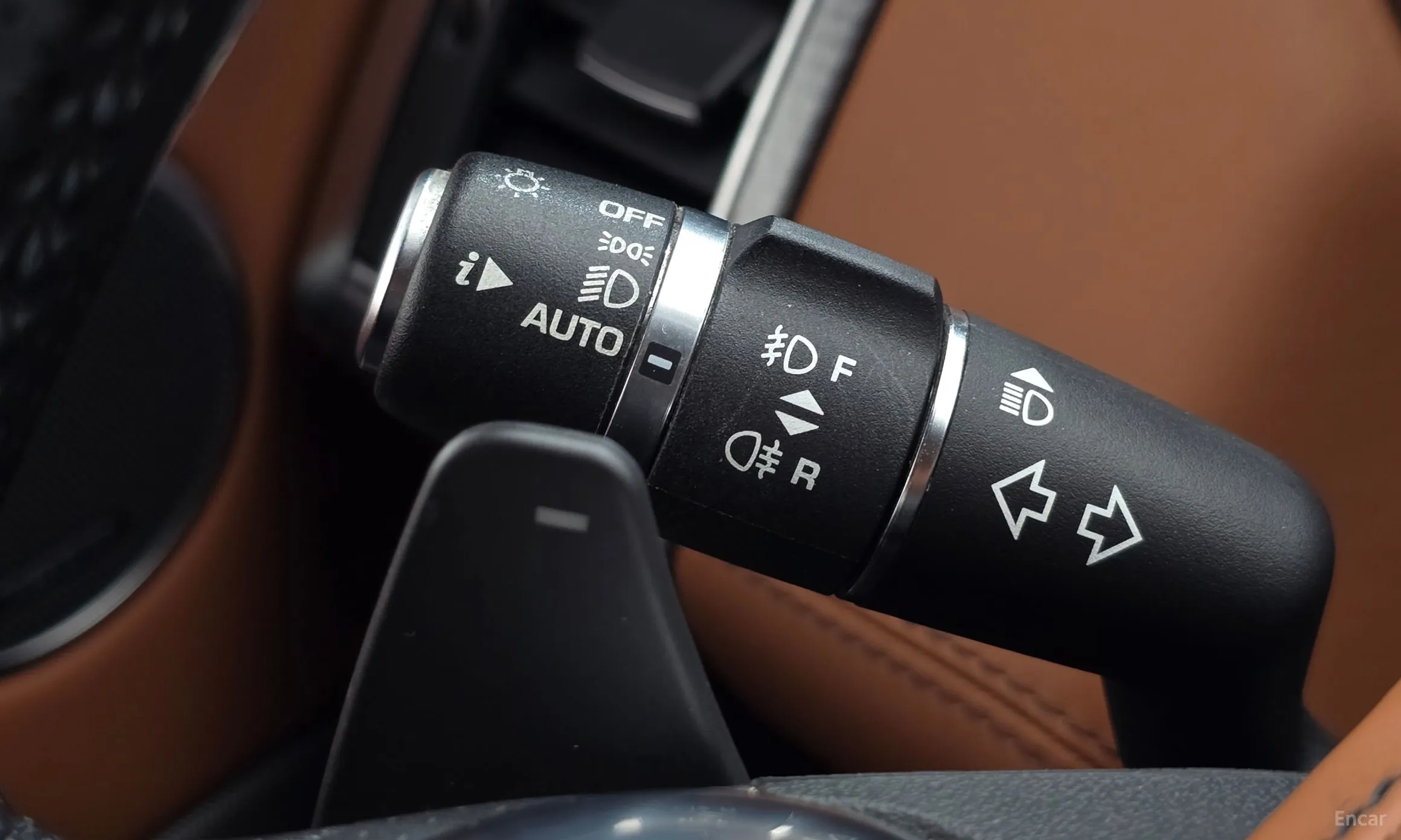 Land Rover Range Rover Sport 2nd Generation превью 15