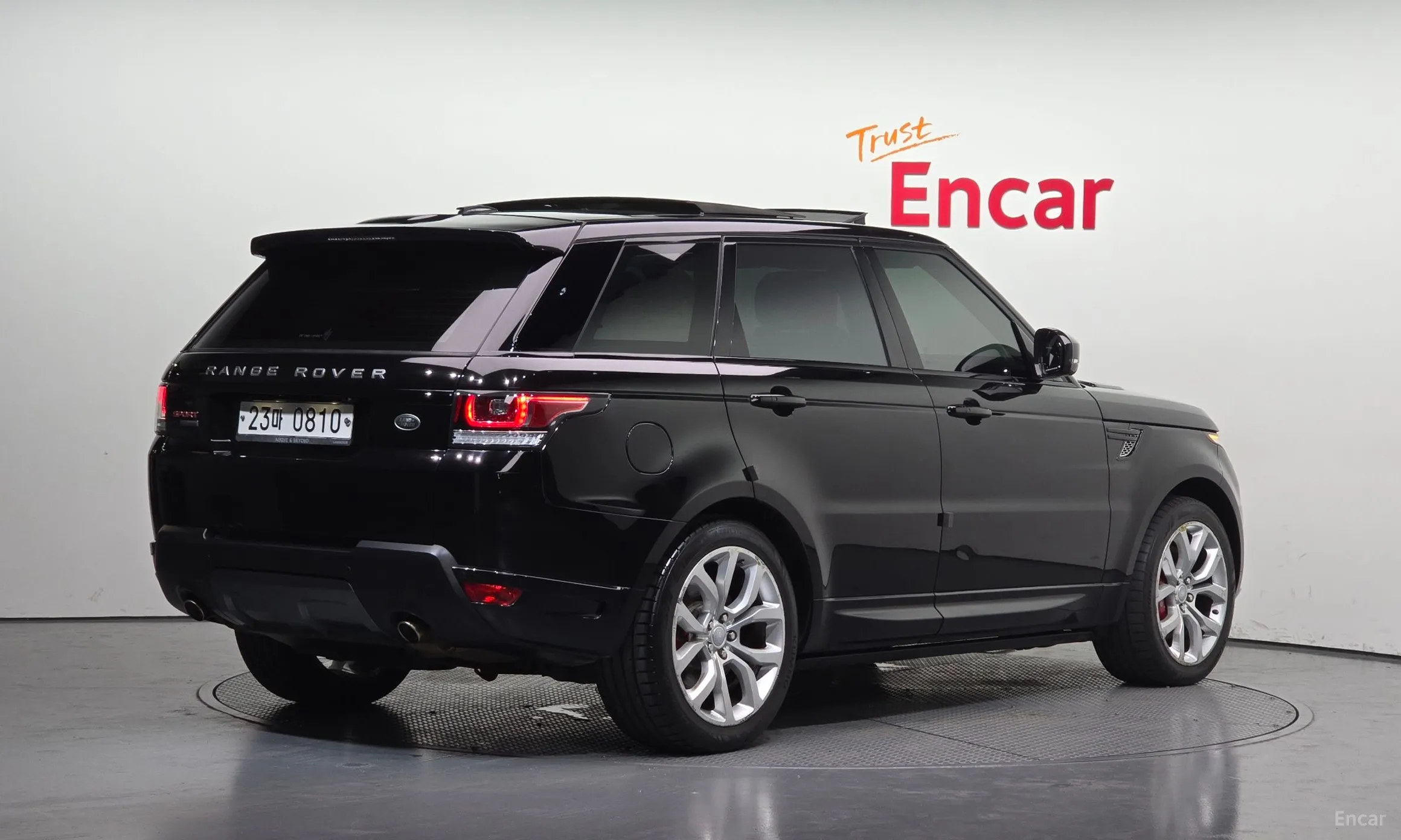Land Rover Range Rover Sport 2nd Generation