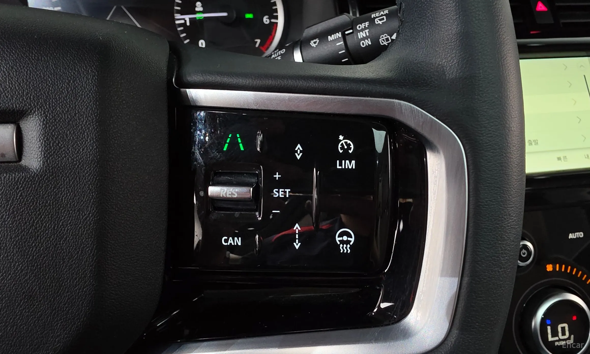 Land Rover Discovery Sports превью 18