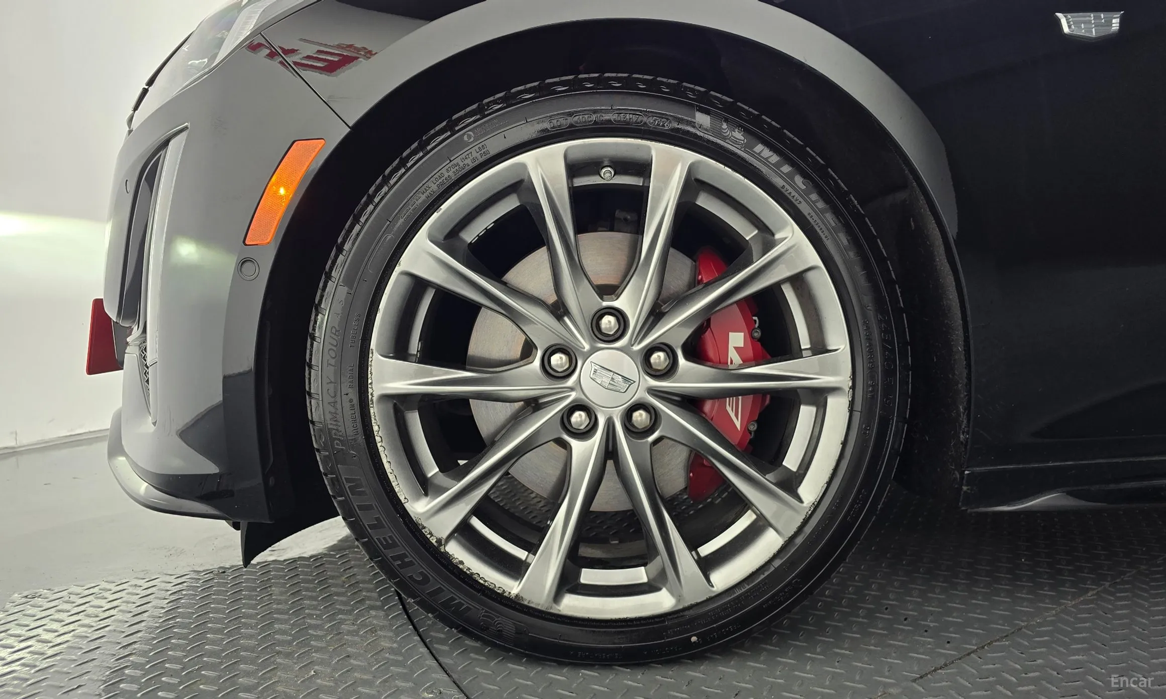 Cadillac CT5 превью 5
