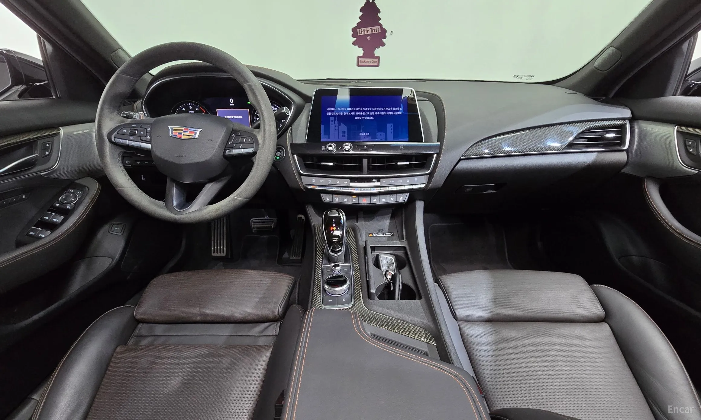 Cadillac CT5 превью 7