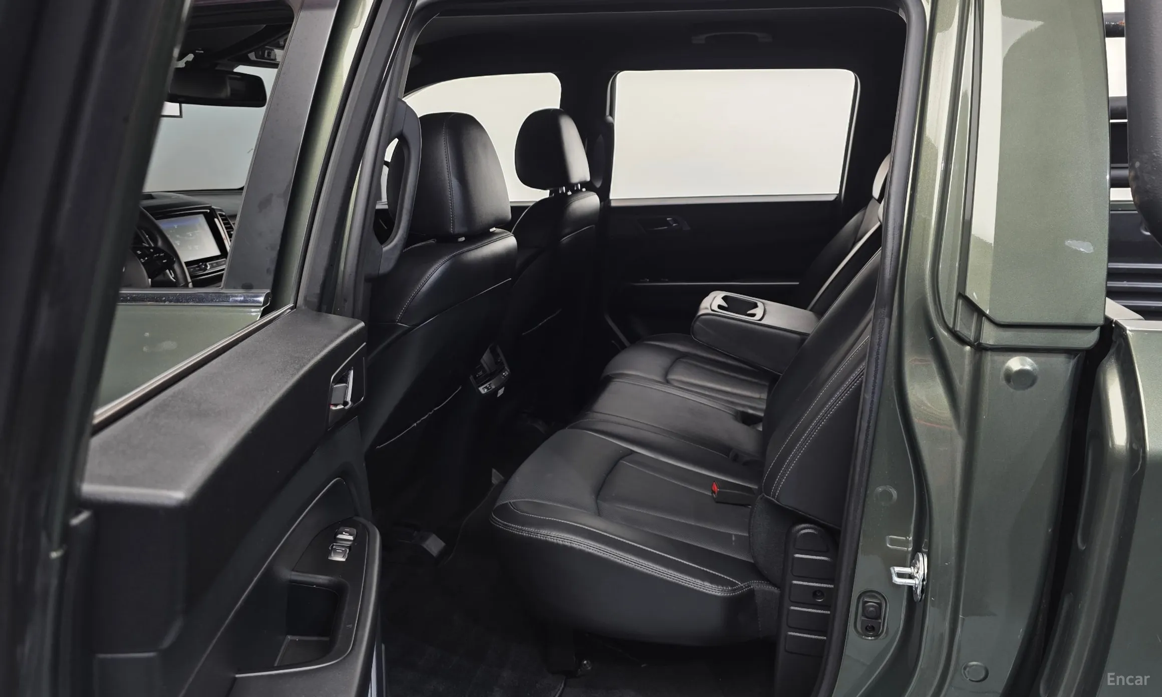 KG Mobility (SsangYong) Rexton Sports превью 12
