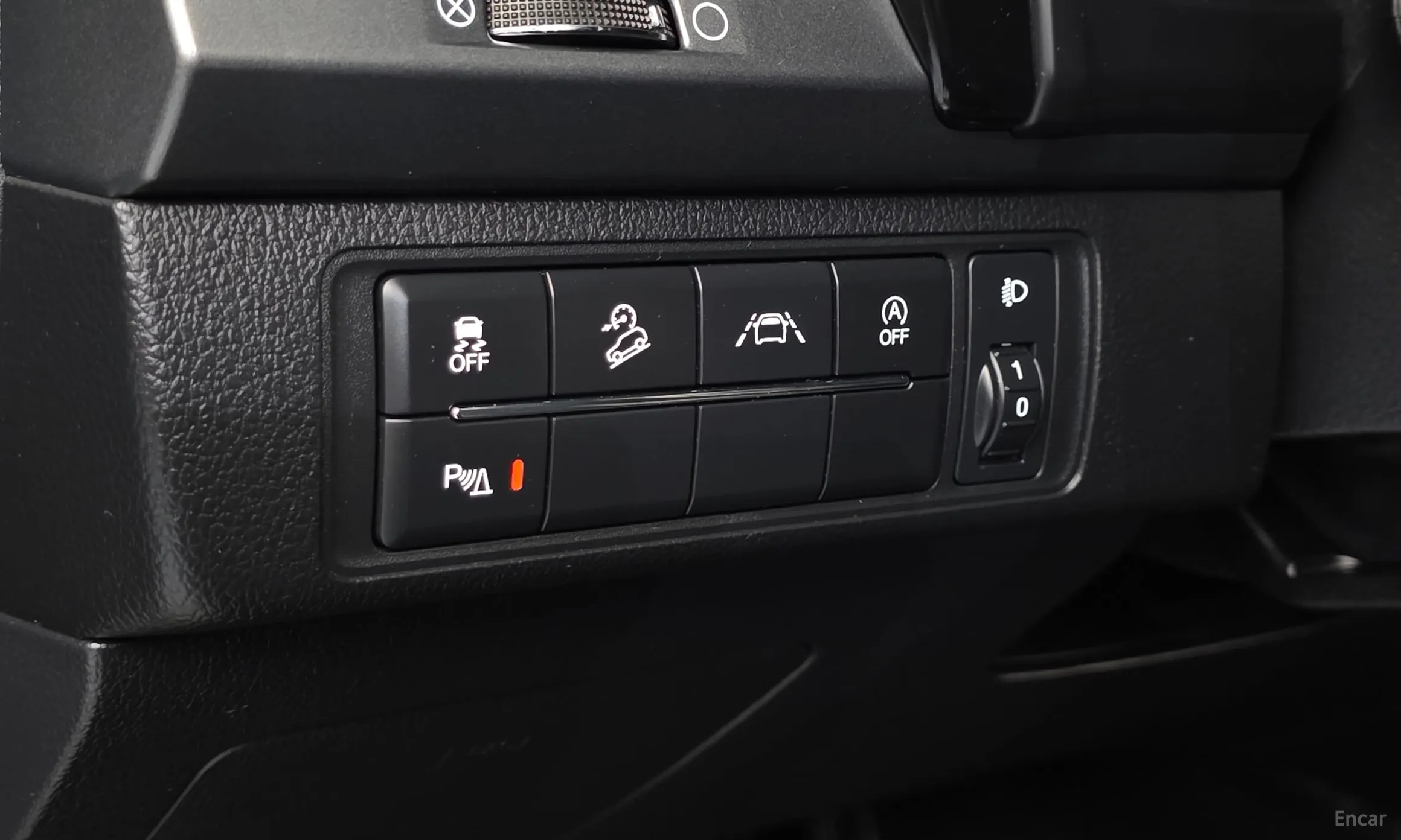 KG Mobility (SsangYong) Rexton Sports превью 19