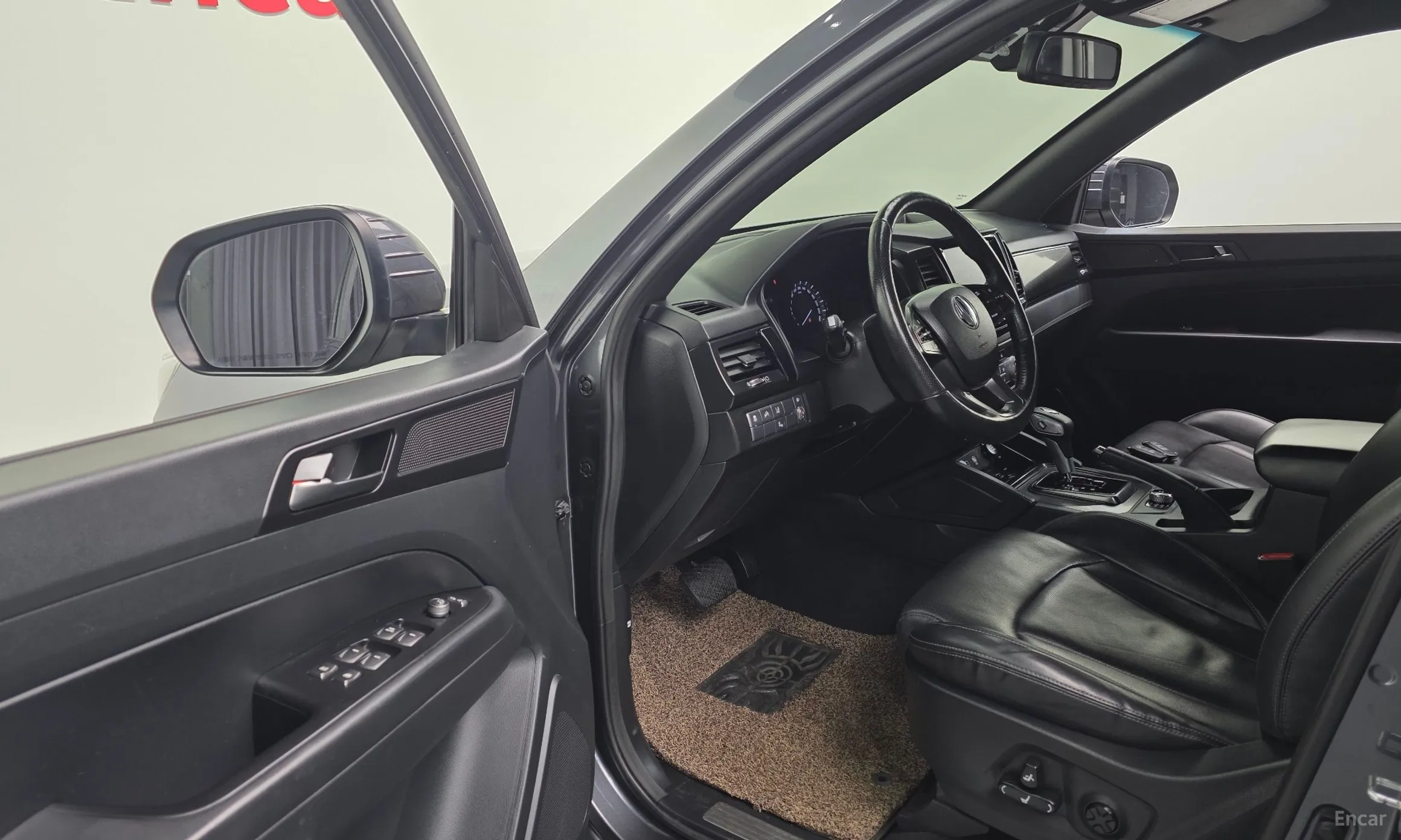 KG Mobility (SsangYong) Rexton Sports Khan превью 11