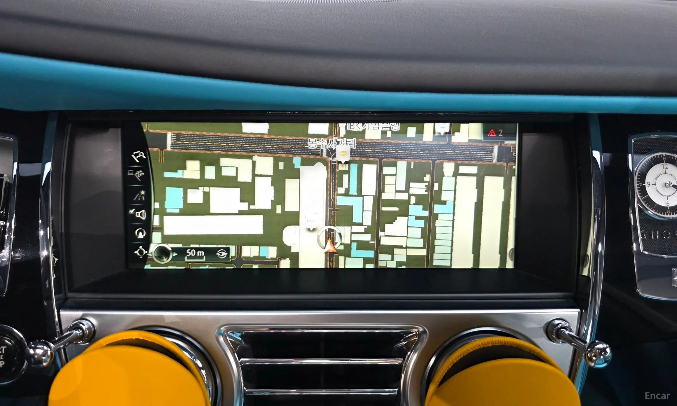 Rolls-Royce Ghost превью 14