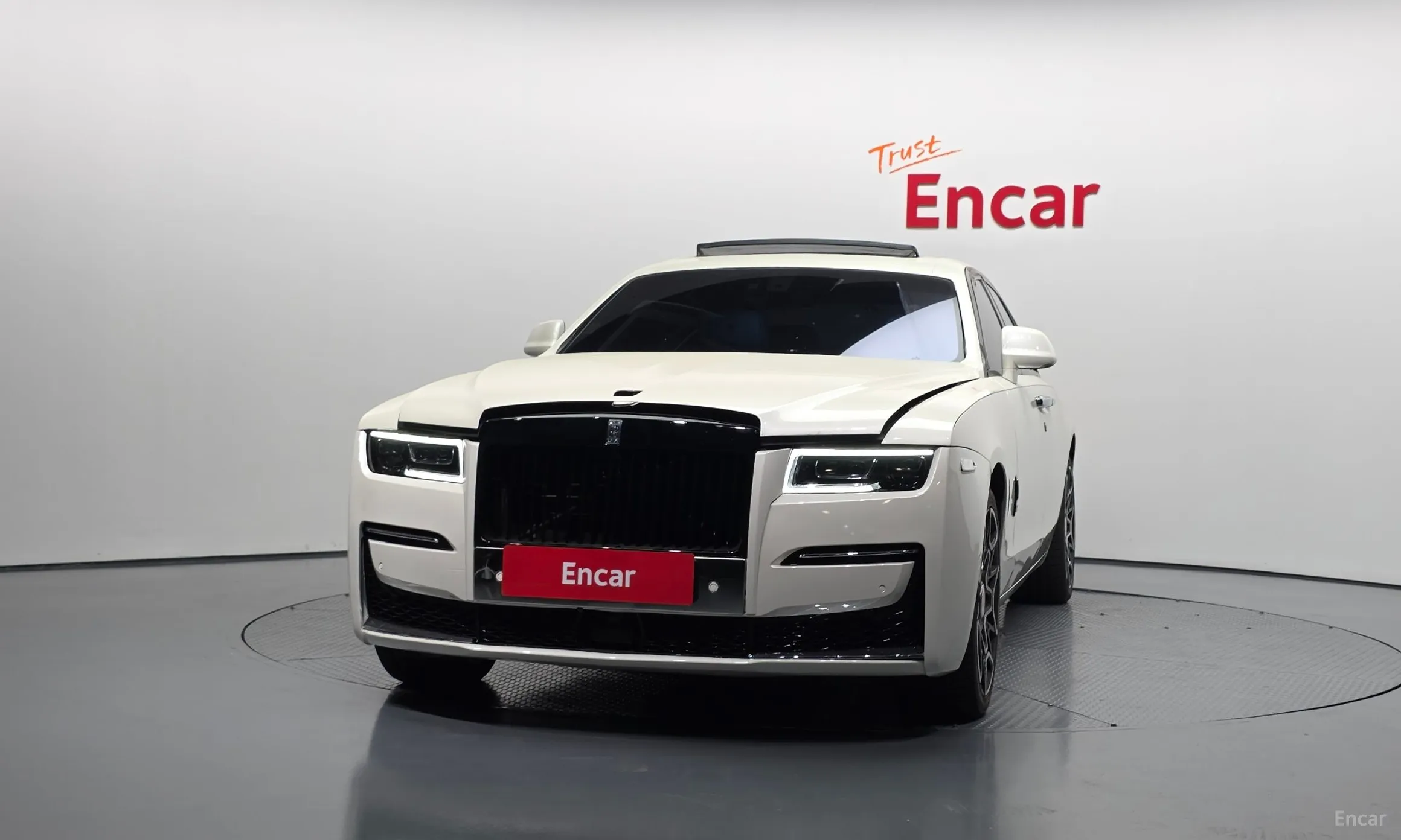 Rolls-Royce Ghost превью 3