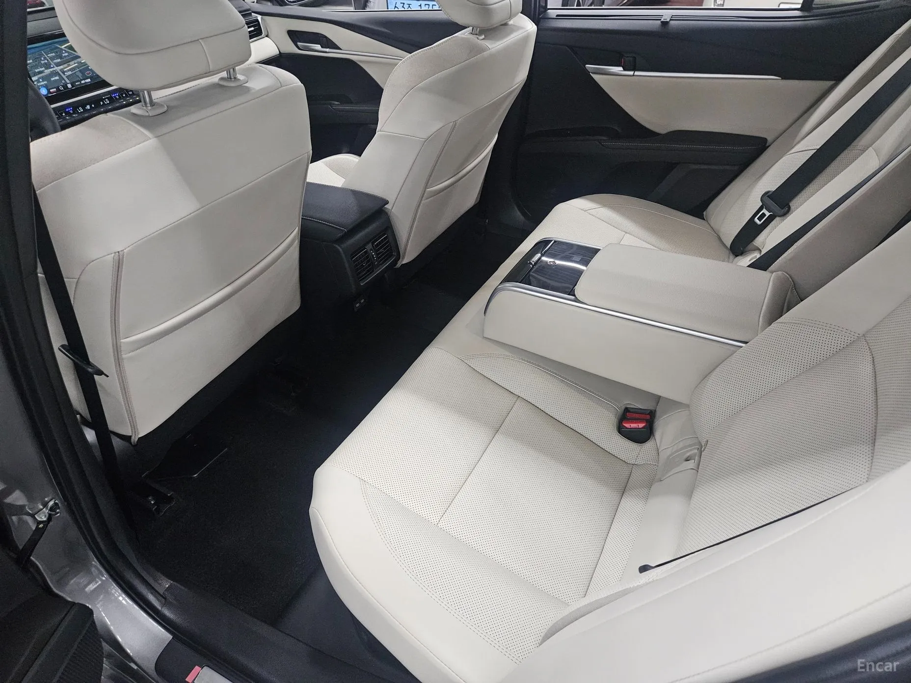 Toyota Camry (XV80) превью 12