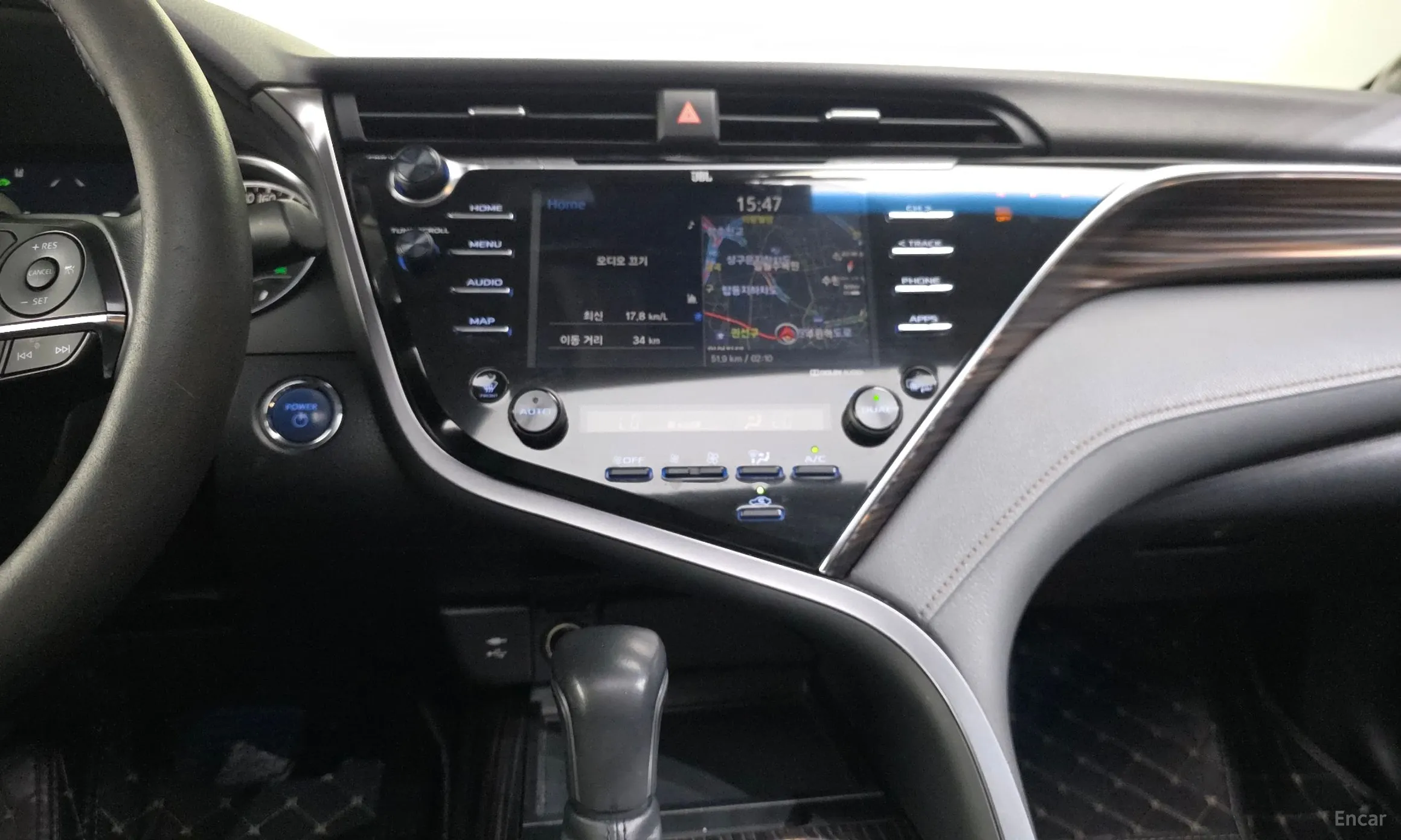 Toyota Camry (XV70) превью 14