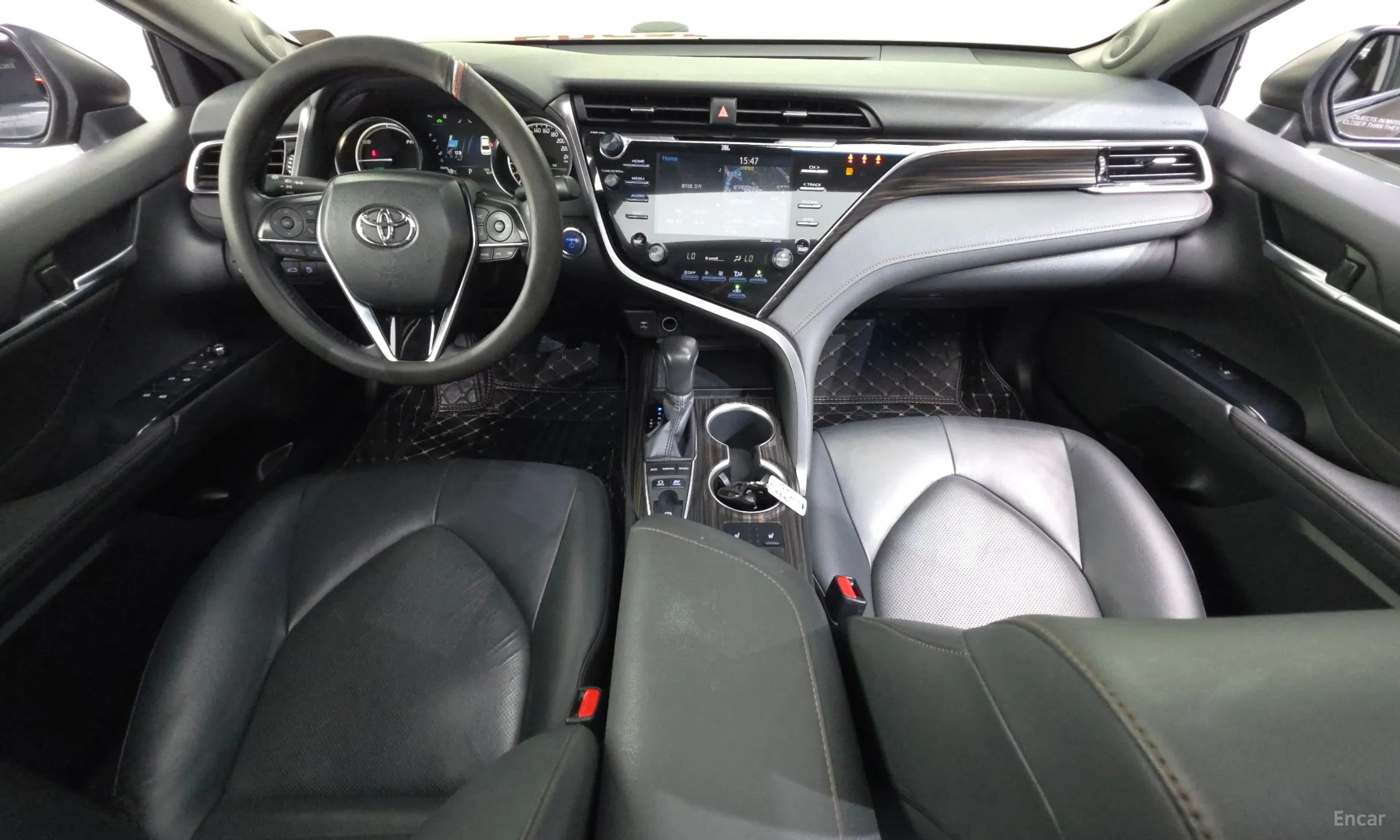 Toyota Camry (XV70) превью 7