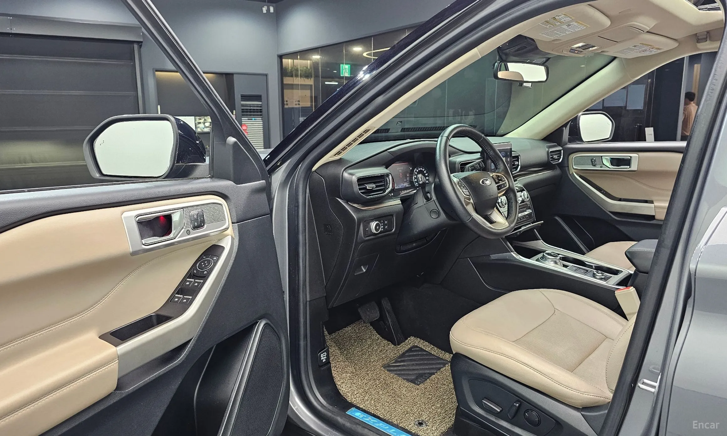 Ford Explorer 6th Generation превью 10