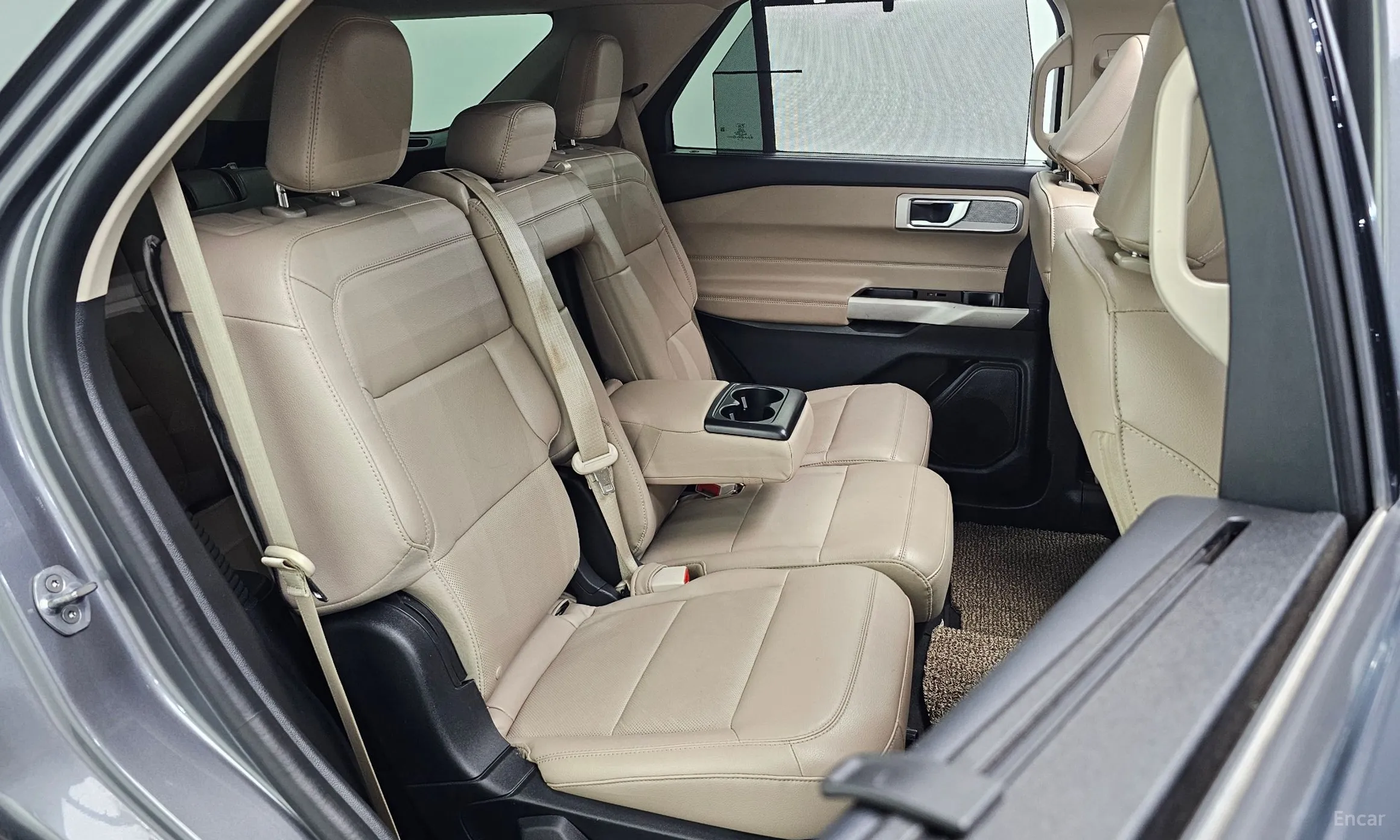 Ford Explorer 6th Generation превью 11