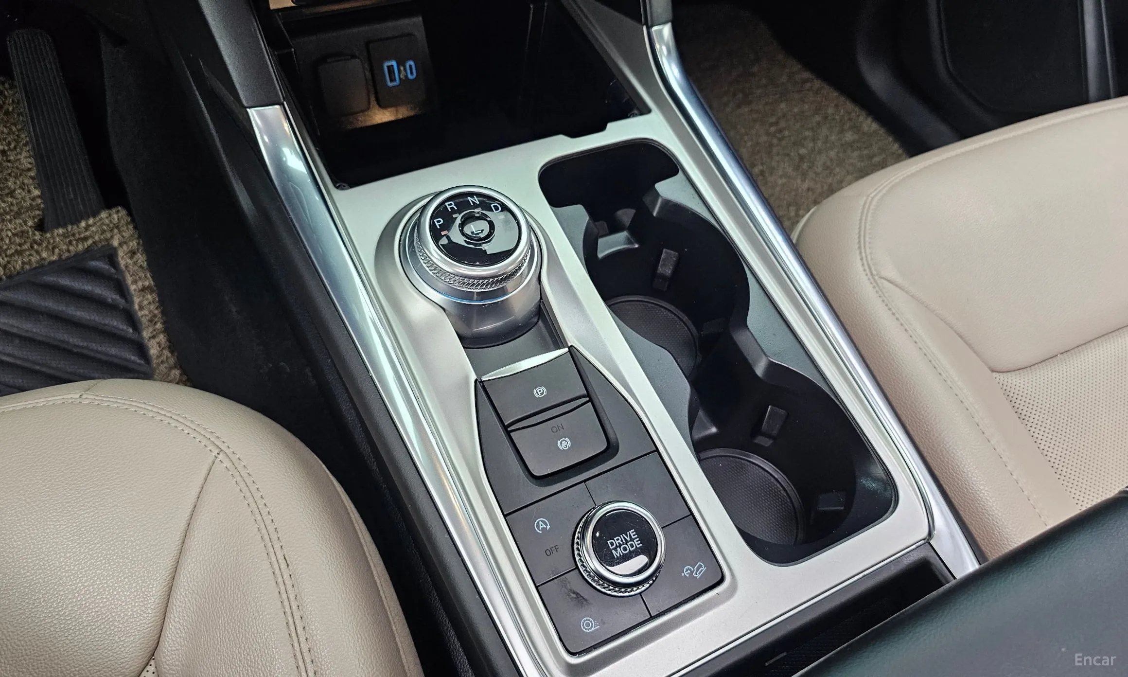 Ford Explorer 6th Generation превью 9