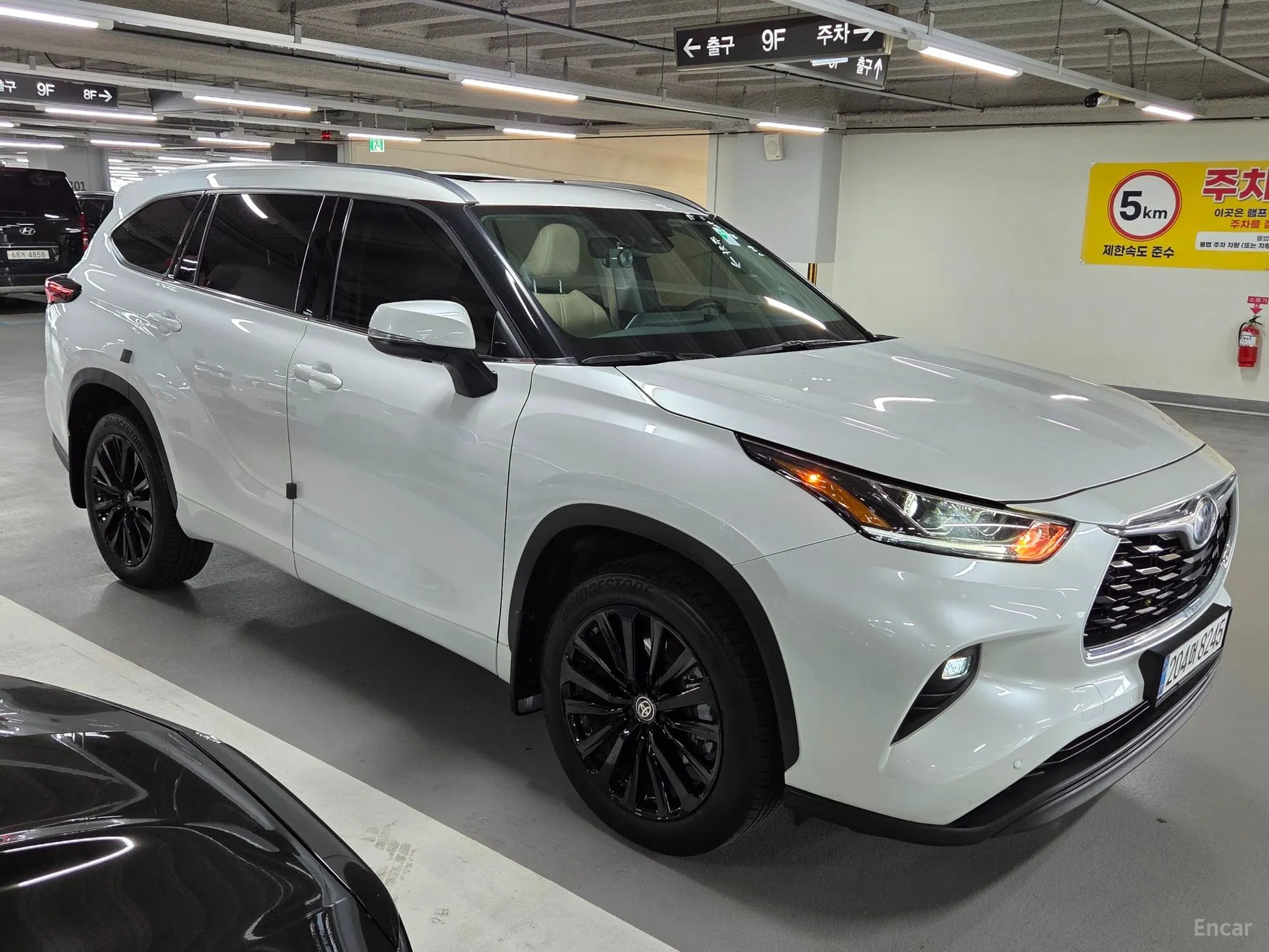 Toyota Highlander 4th generation превью 7