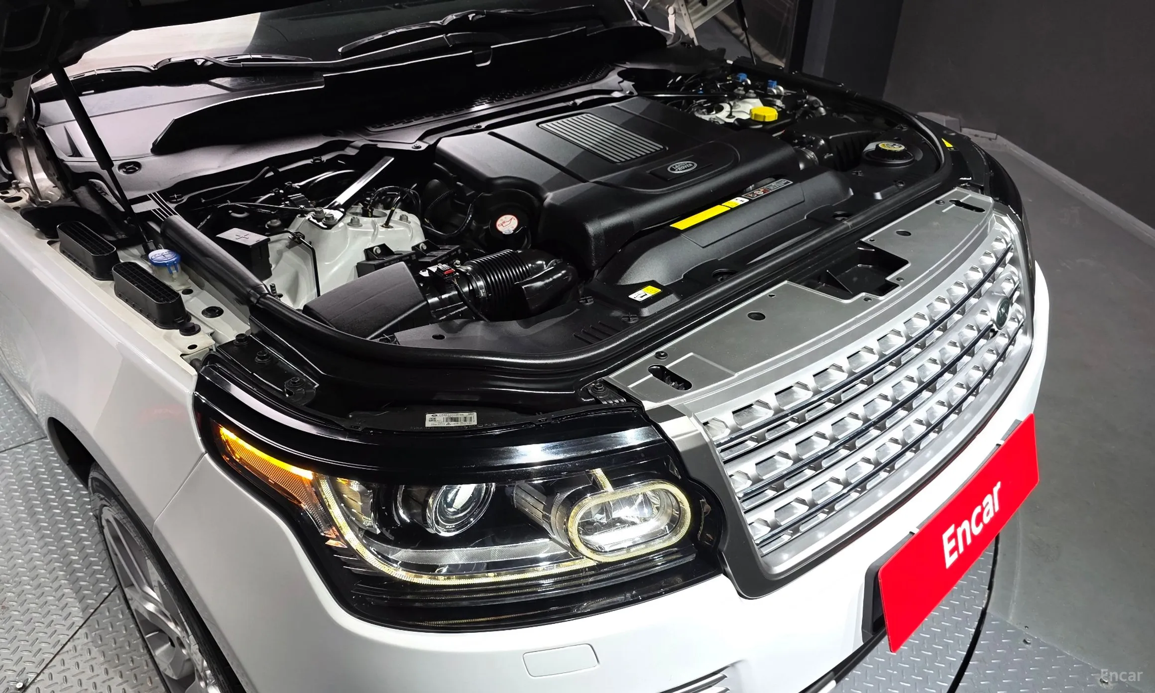 Land Rover Range Rover 4th Generation превью 6