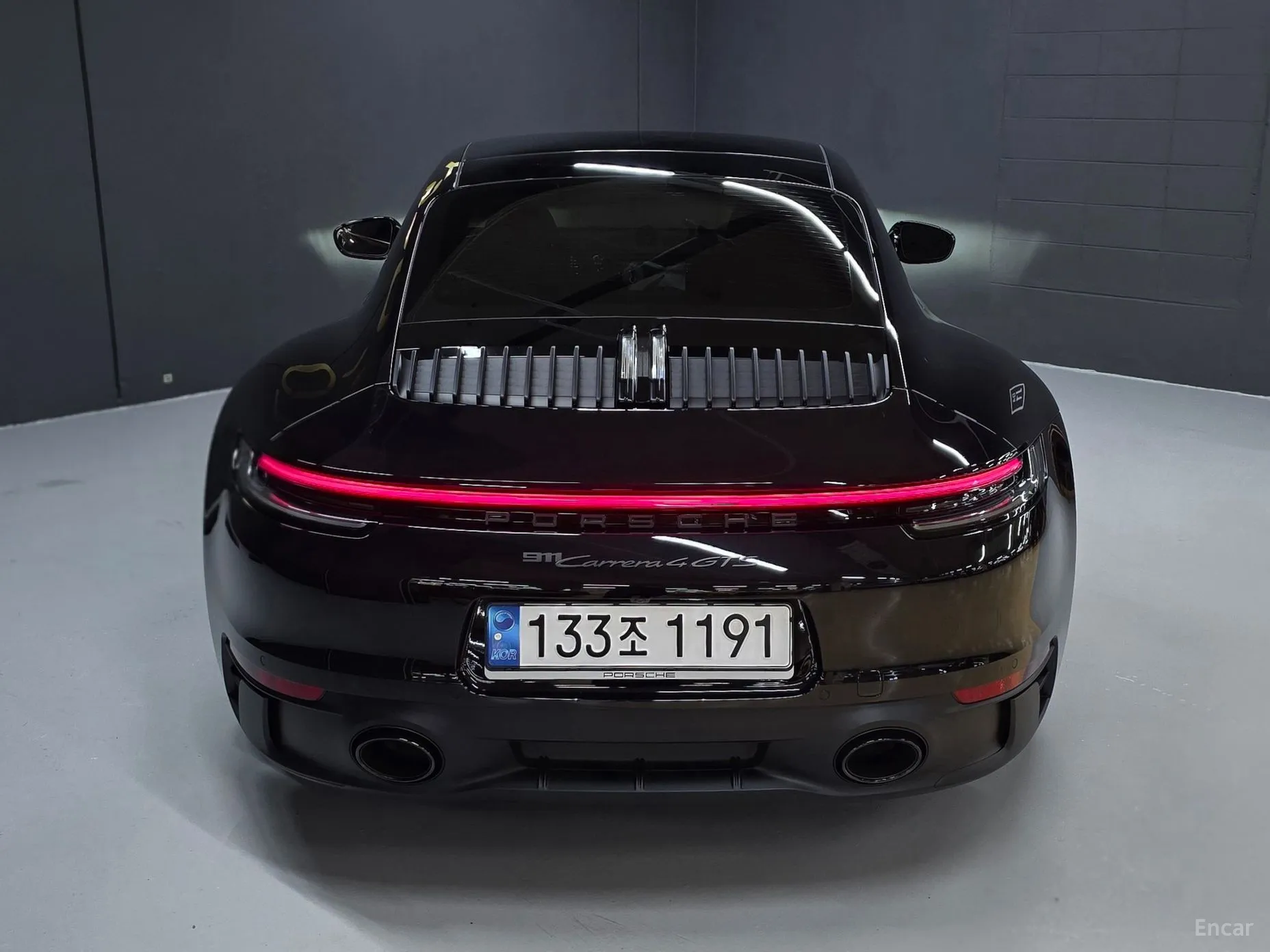 Porsche 911 (992) превью 4