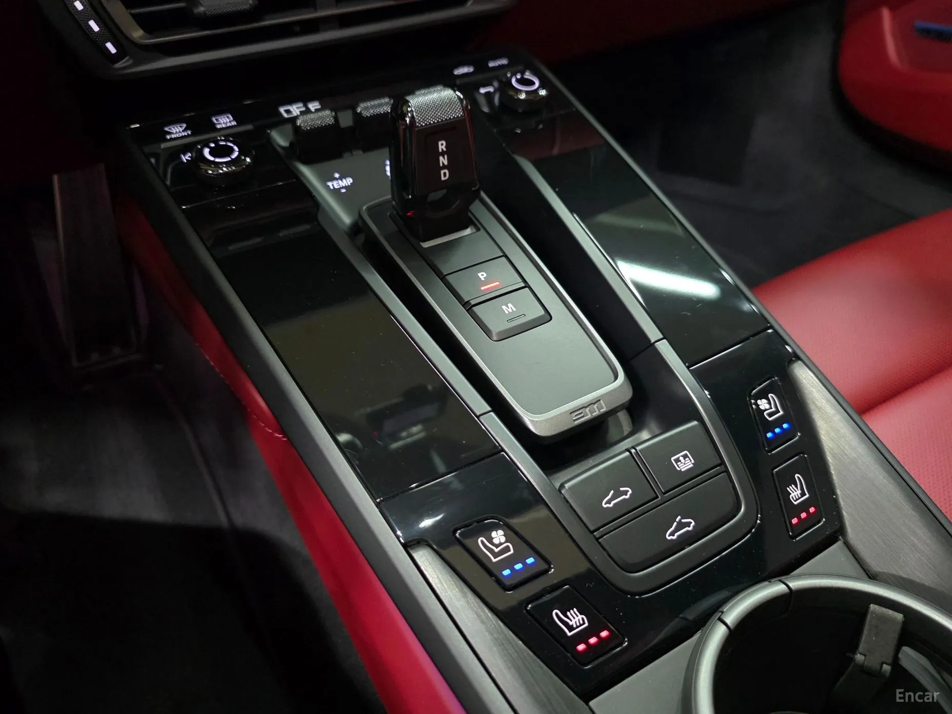 Porsche 911 (992) превью 9