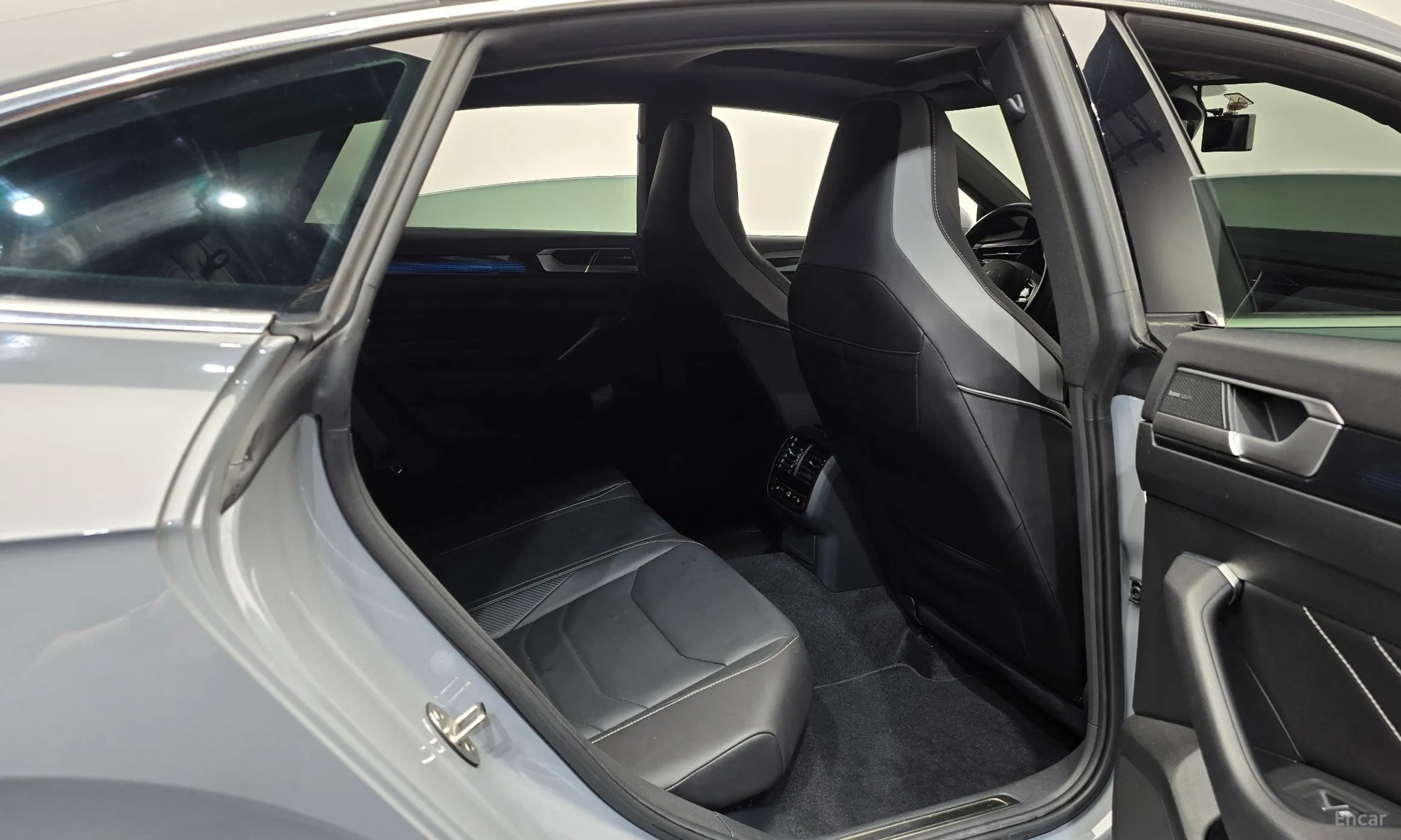 Volkswagen Ateon превью 11