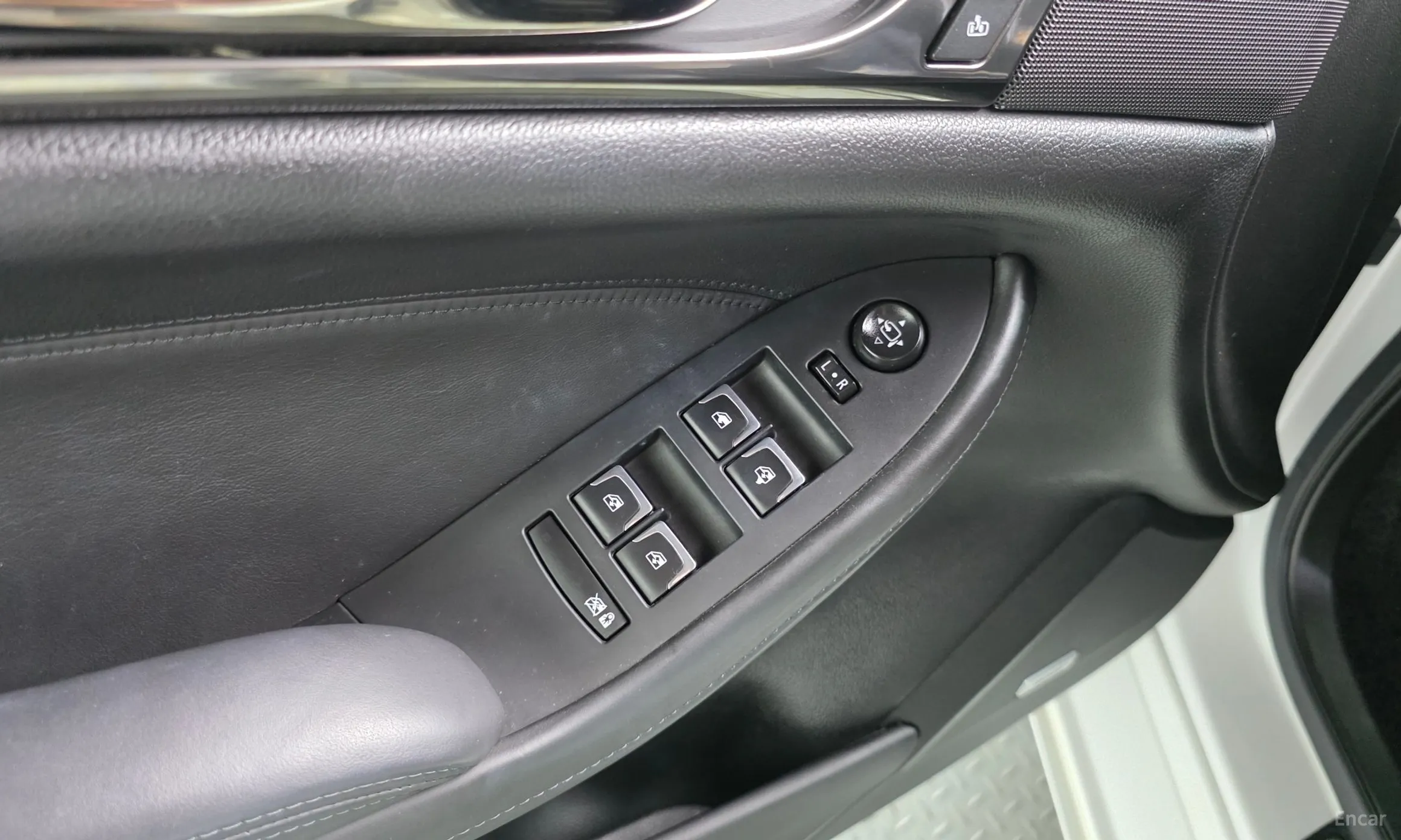Cadillac CTS Gen 3 превью 17