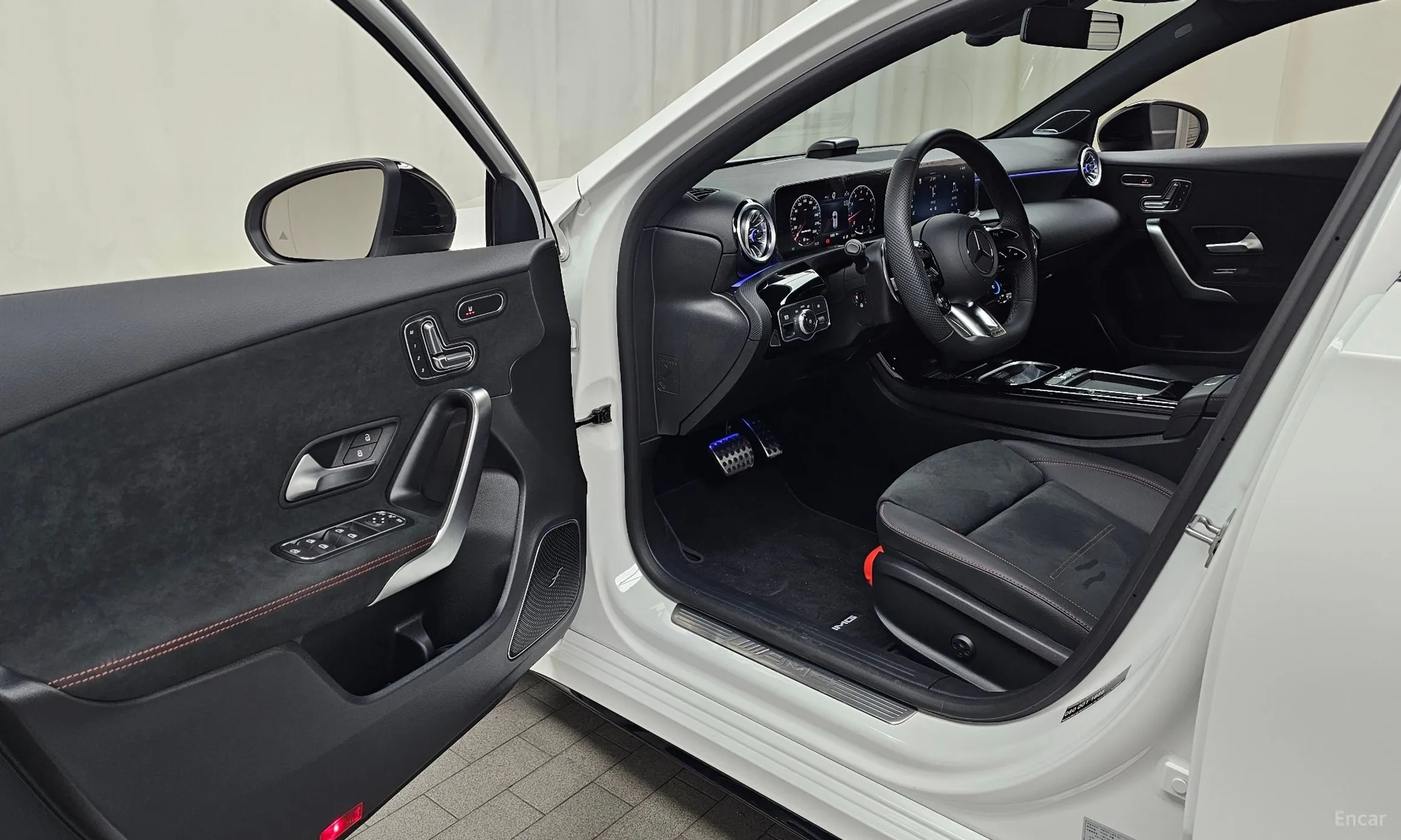 Mercedes Benz A-Class W177 превью 10