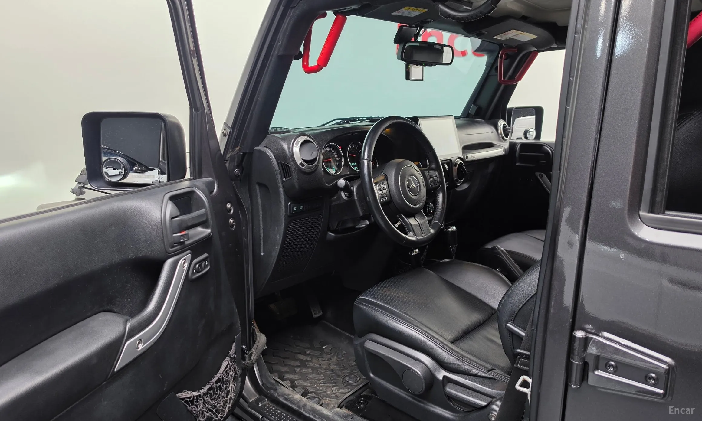 Jeep Wrangler (JK) превью 10