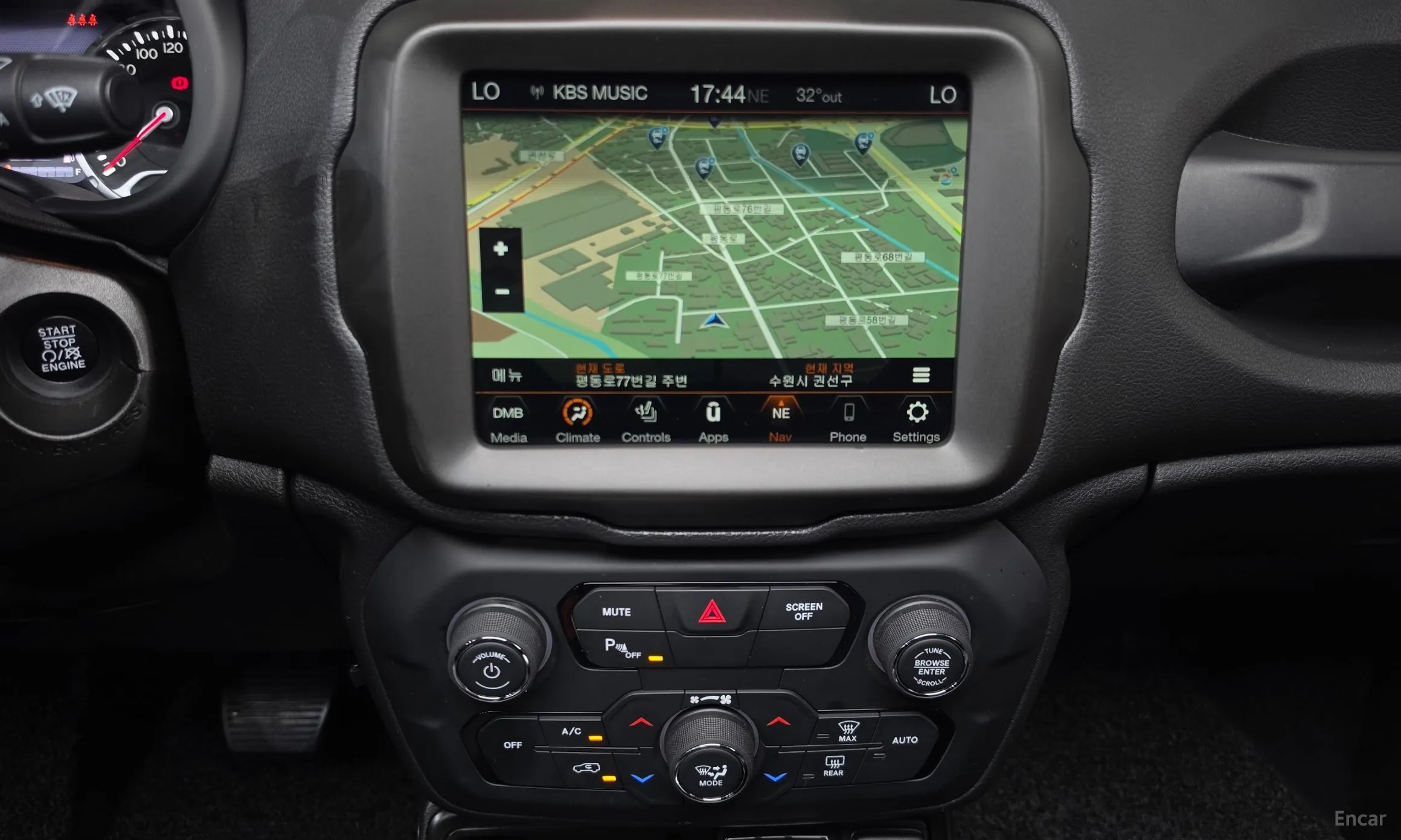 Jeep Renegade превью 12