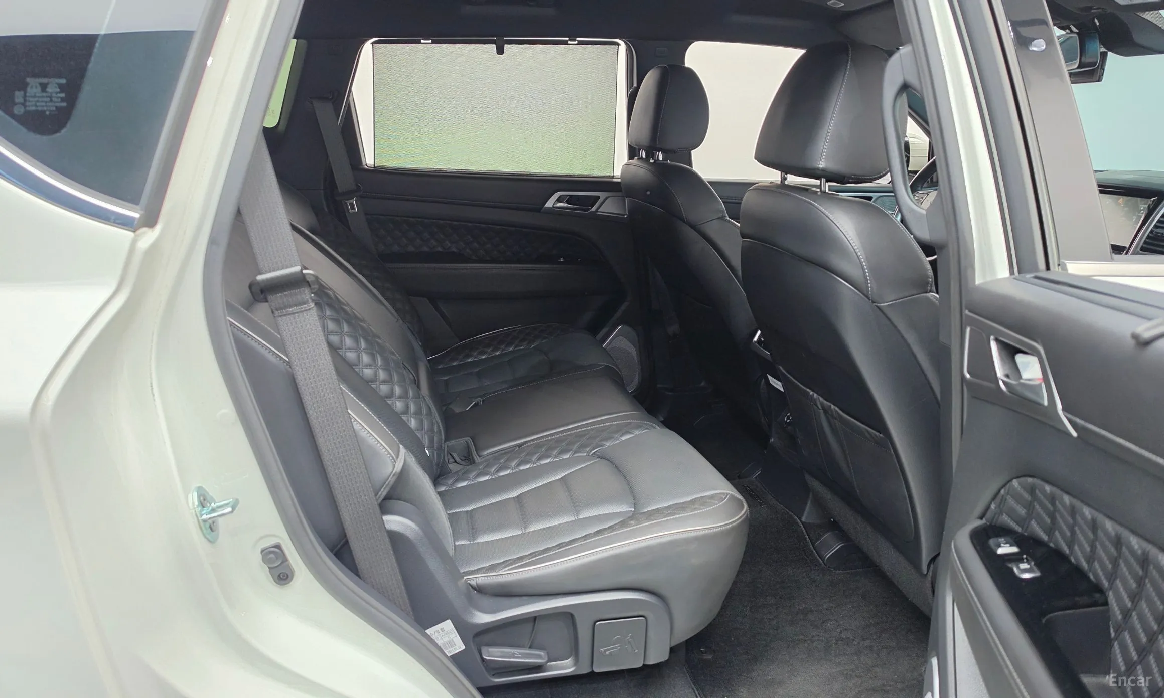 KG Mobility (SsangYong) Rexton превью 11