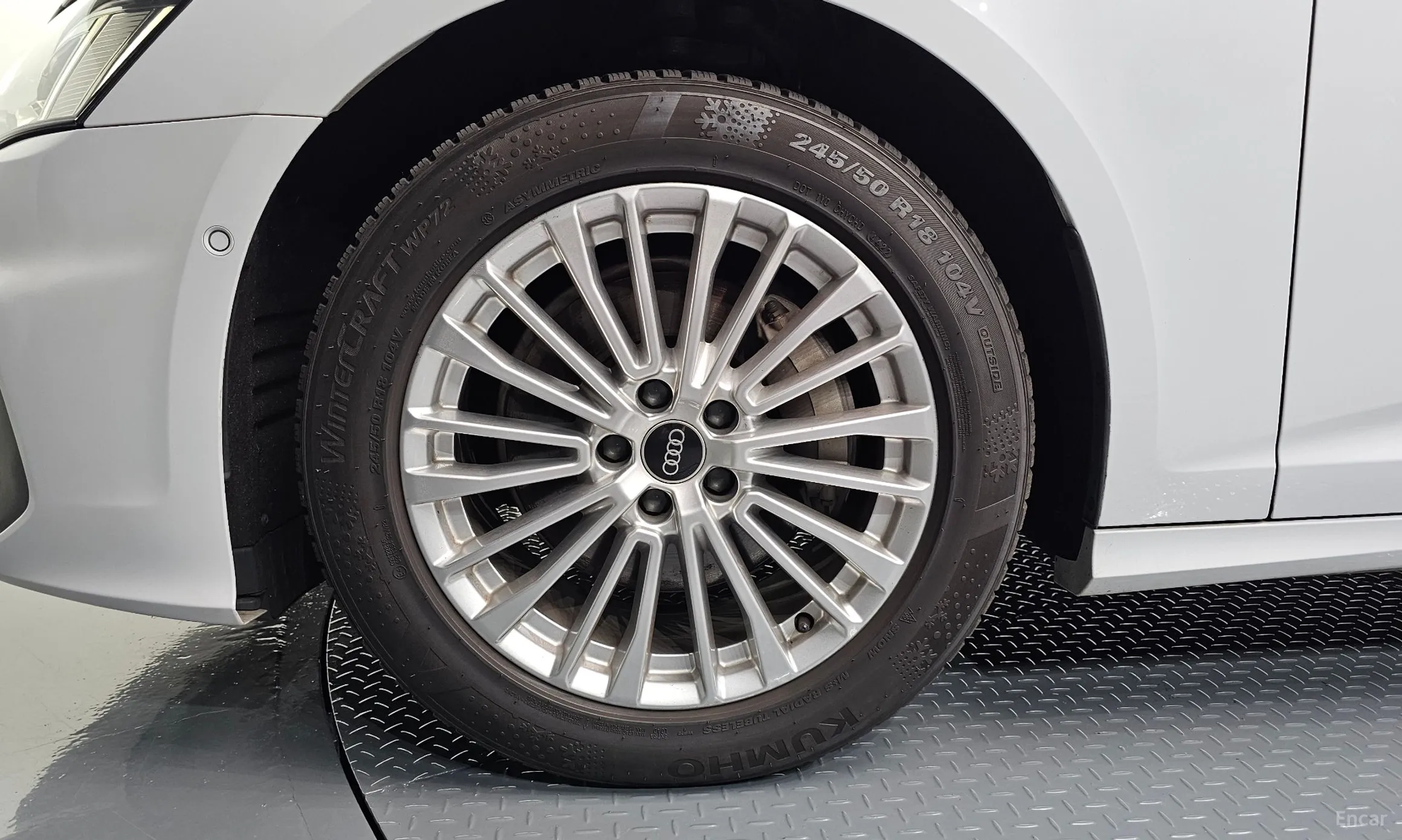 Audi A6 (C8) превью 5