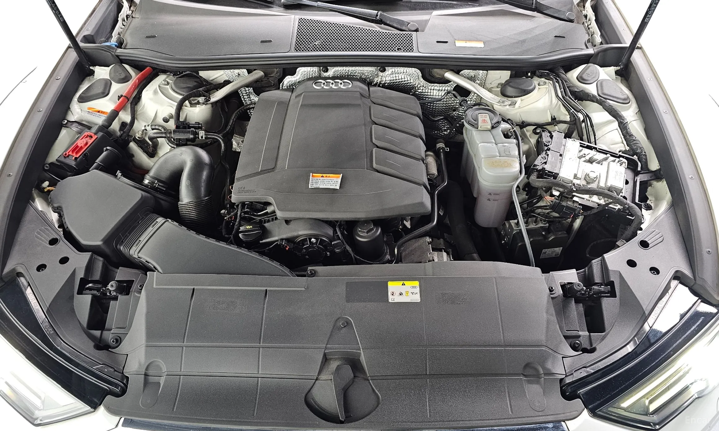 Audi A6 (C8) превью 6
