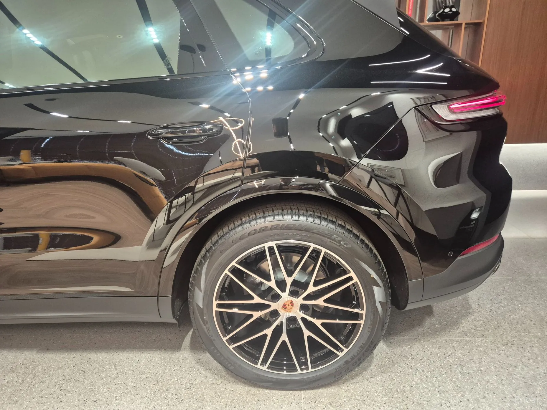 Porsche Cayenne (PO536) превью 18