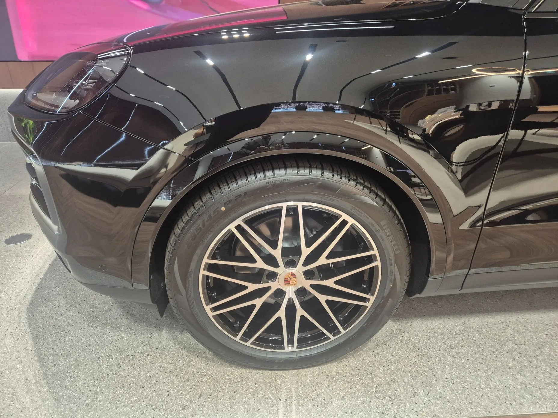 Porsche Cayenne (PO536) превью 19