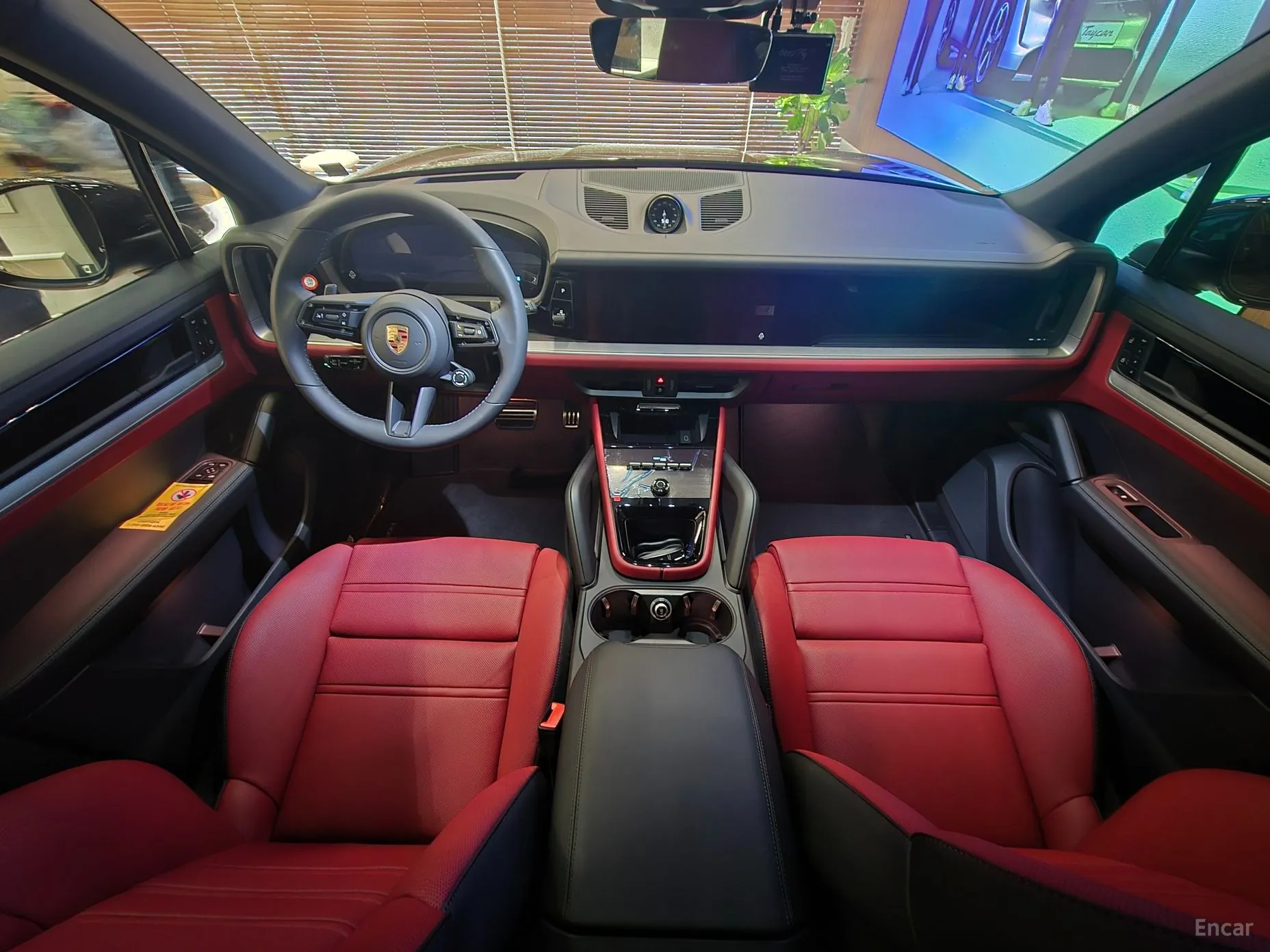 Porsche Cayenne (PO536) превью 9