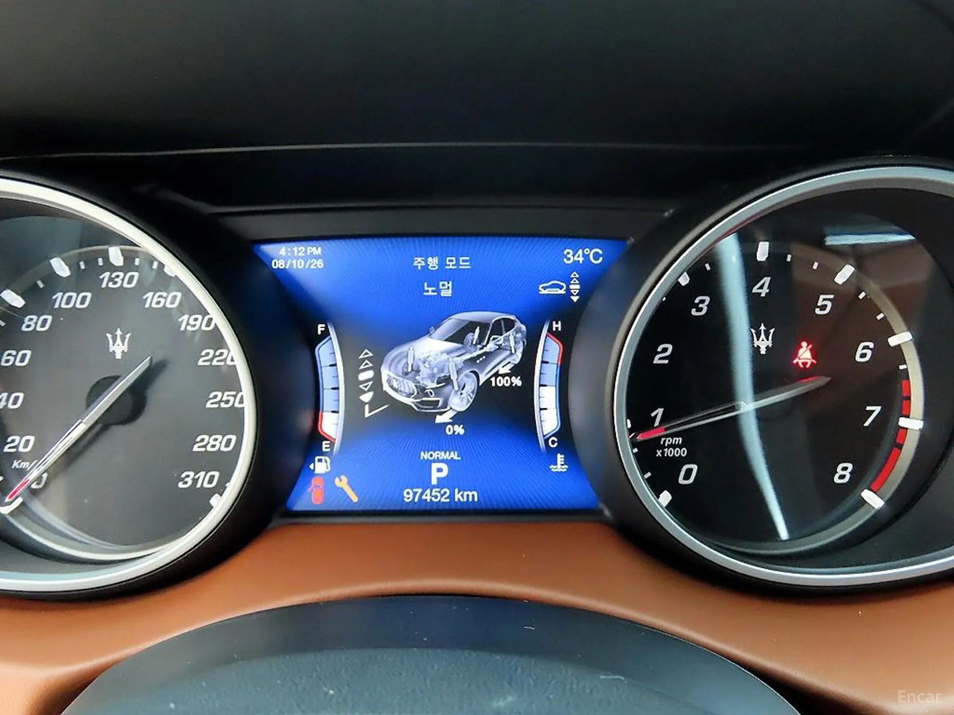 Maserati Levante превью 9