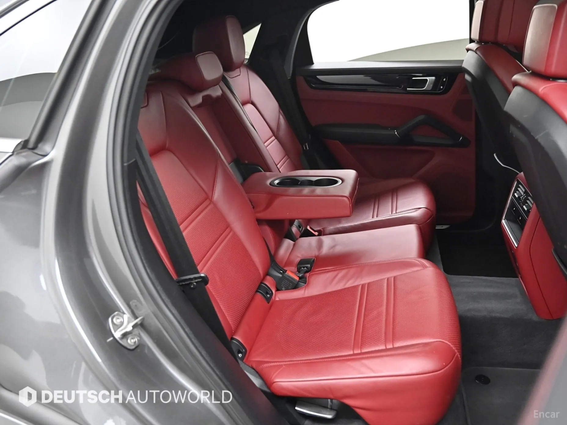 Porsche Cayenne (PO536) превью 12