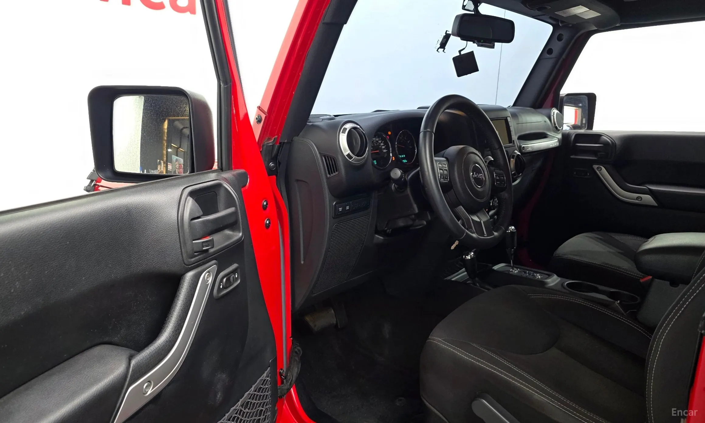 Jeep Wrangler (JK) превью 10