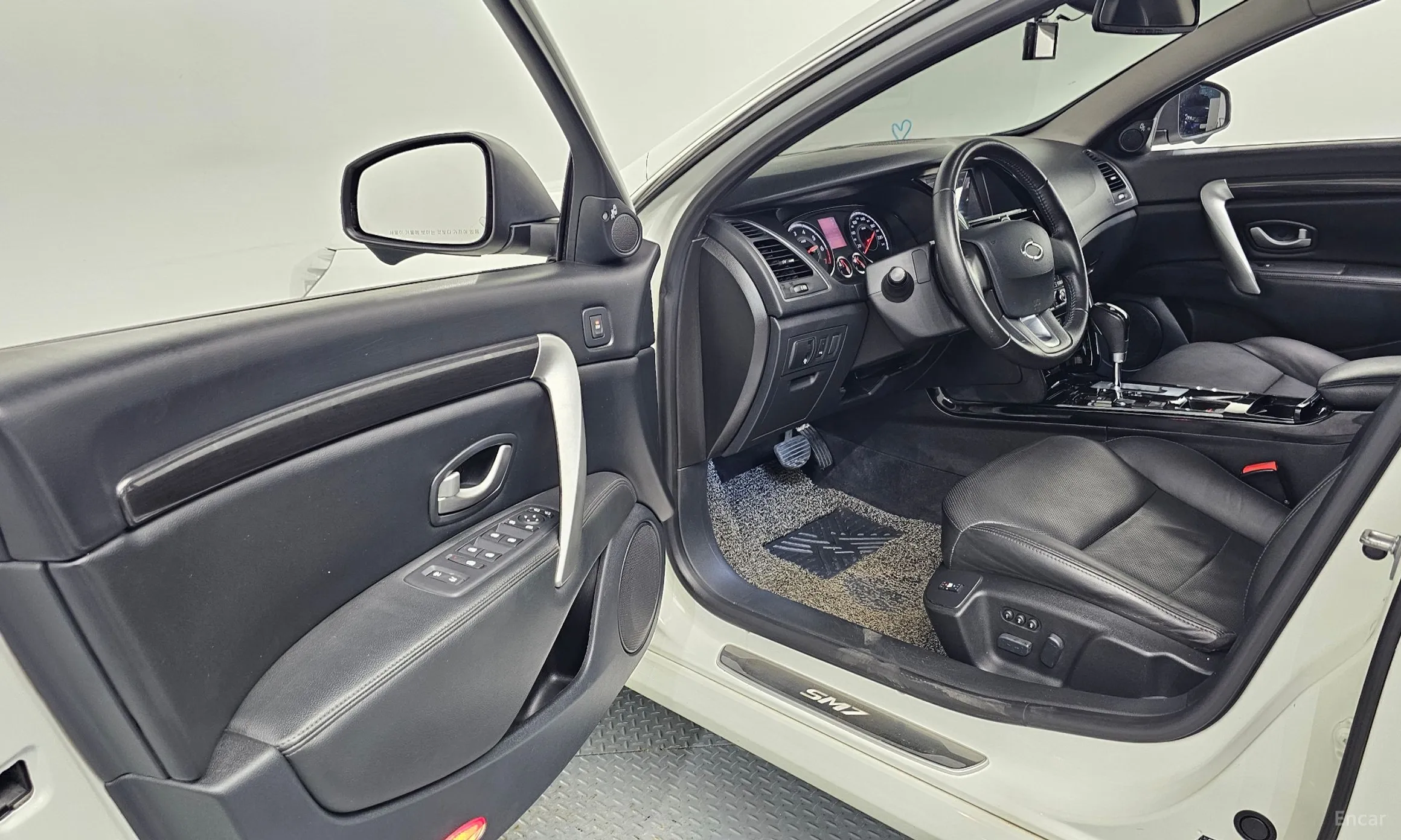 Renault Korea (Samsung) SM7 превью 10