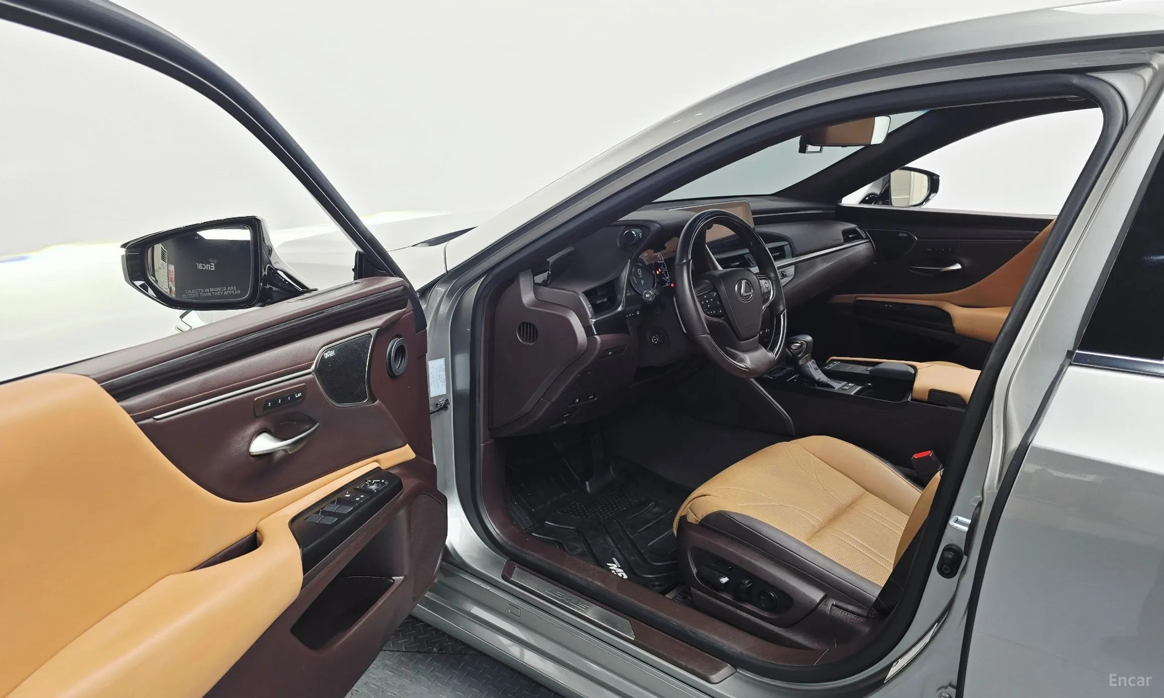 Lexus ES300h 7th Generation превью 10