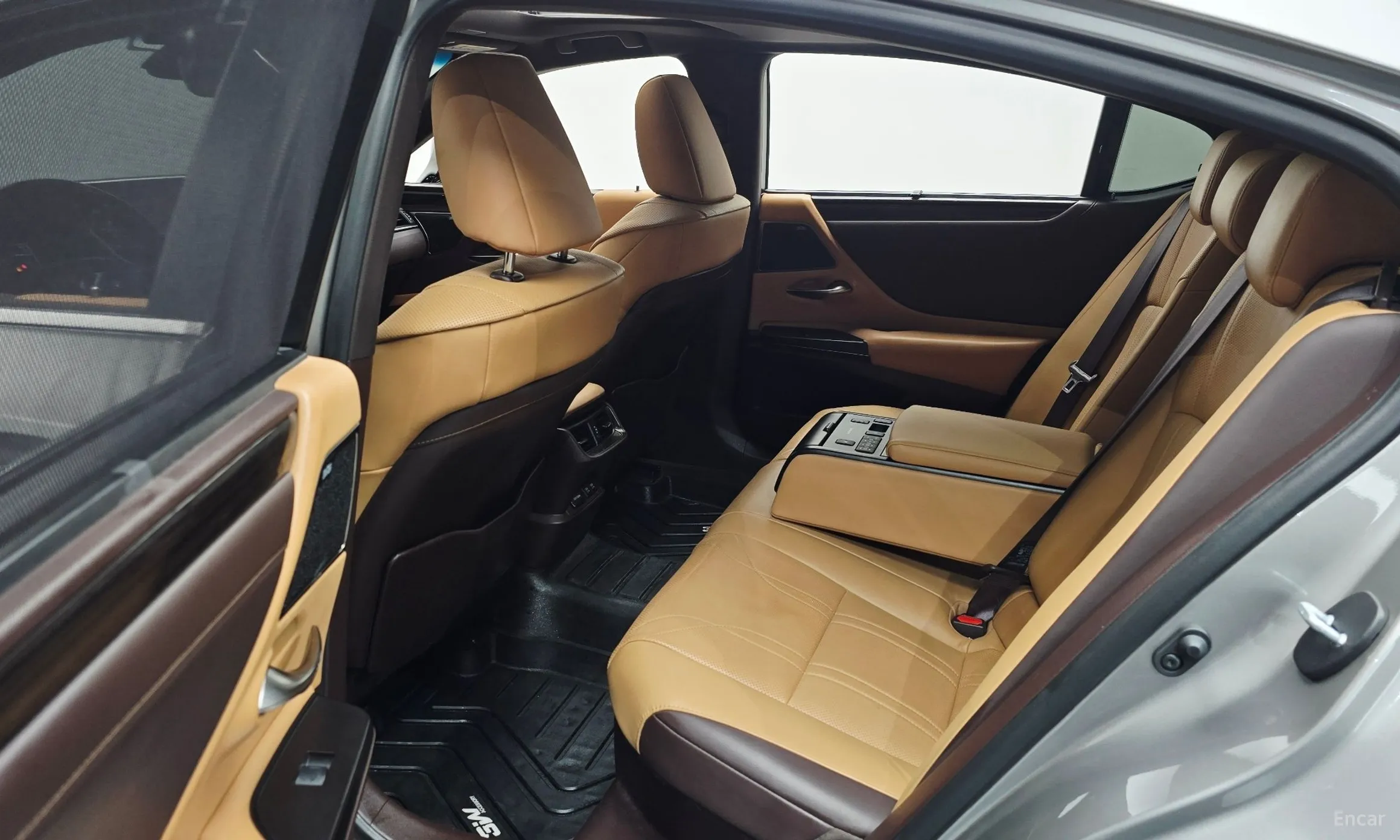 Lexus ES300h 7th Generation превью 12
