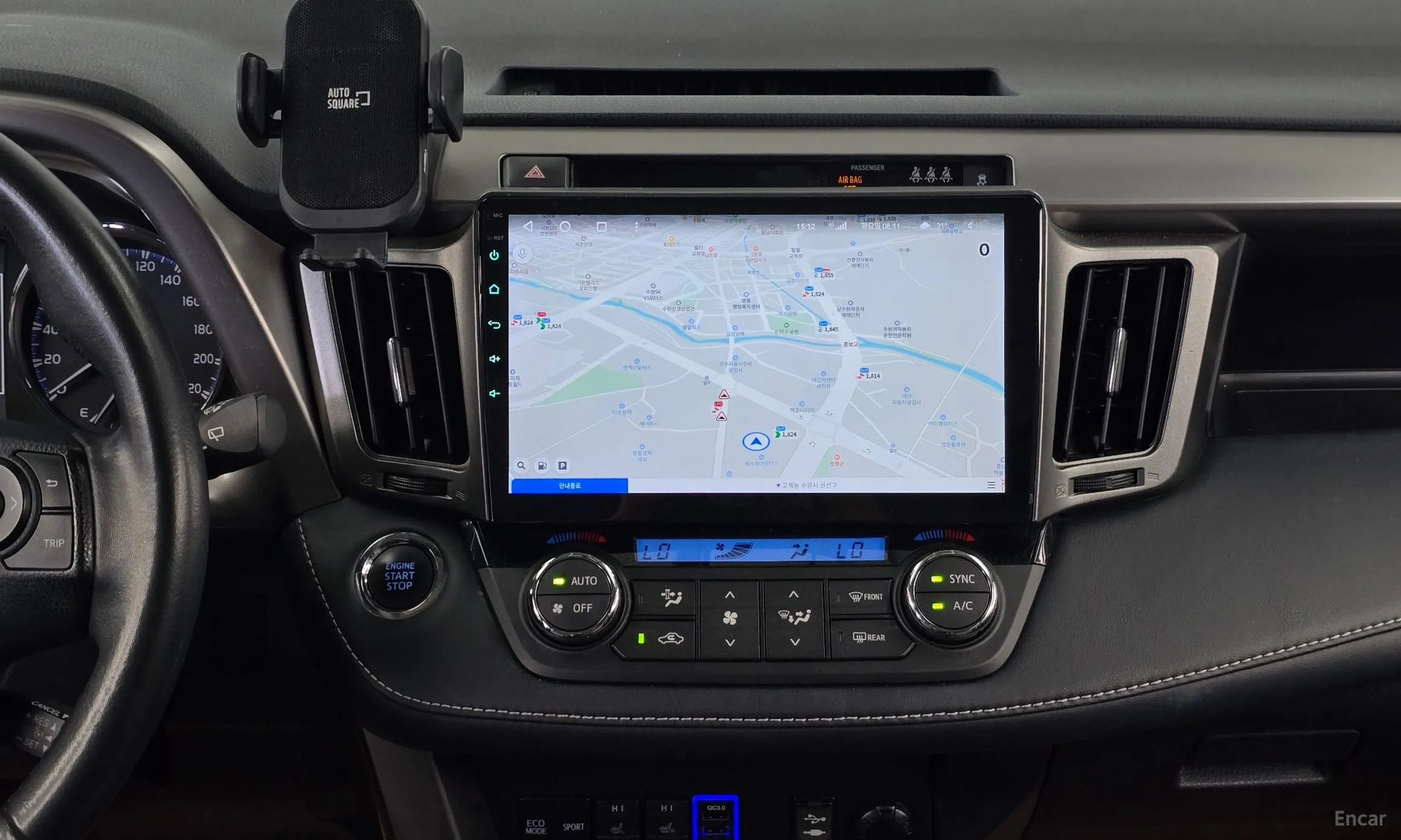 Toyota RAV4 превью 14