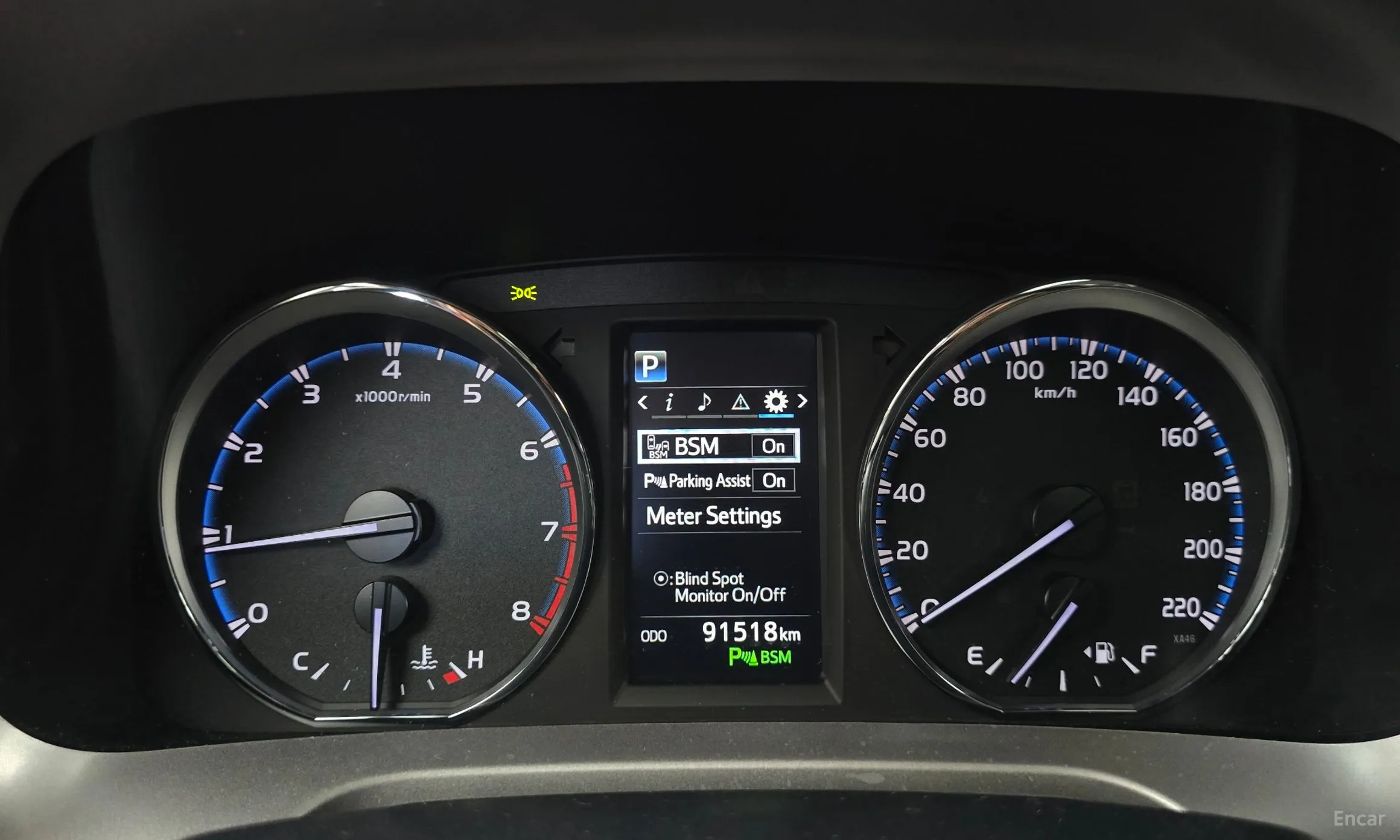 Toyota RAV4 превью 8