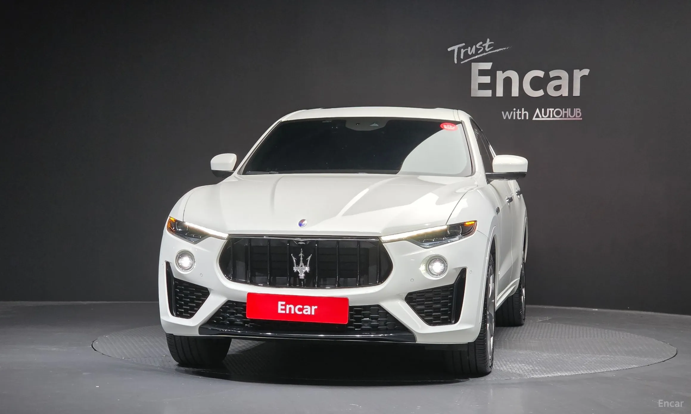 Maserati Levante превью 3