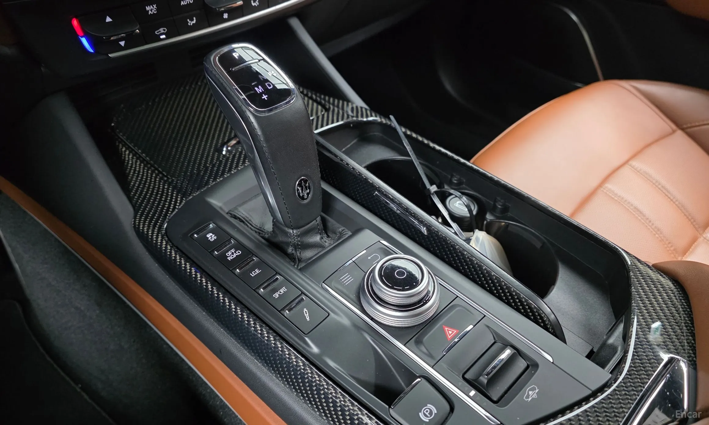 Maserati Levante превью 9