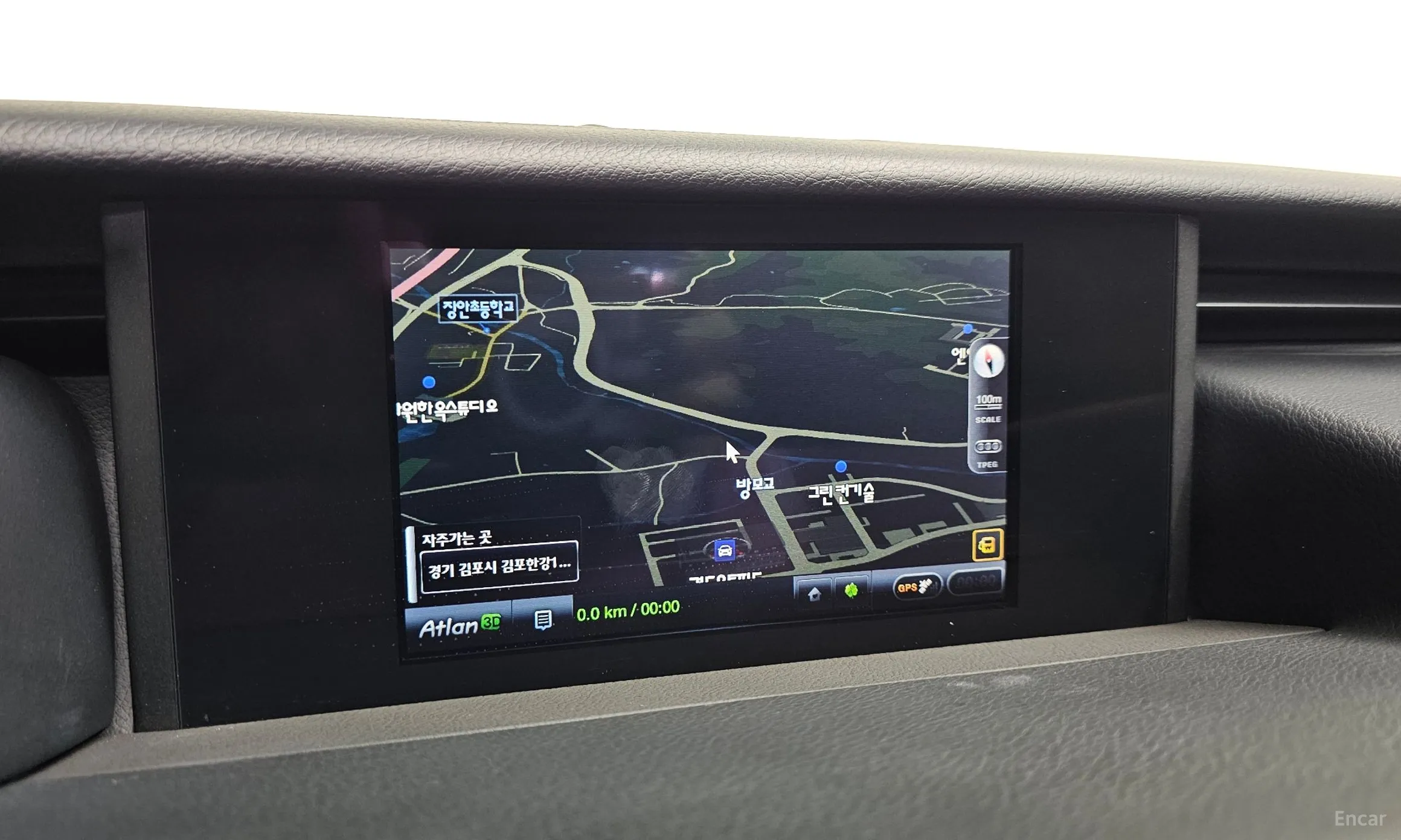 Lexus New IS300 превью 14