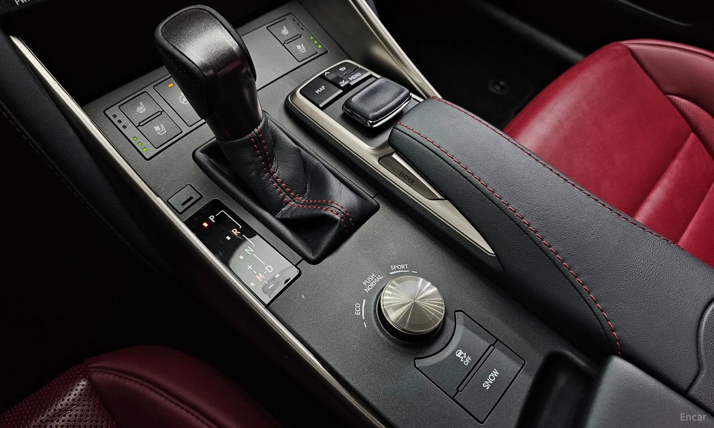 Lexus New IS300 превью 9