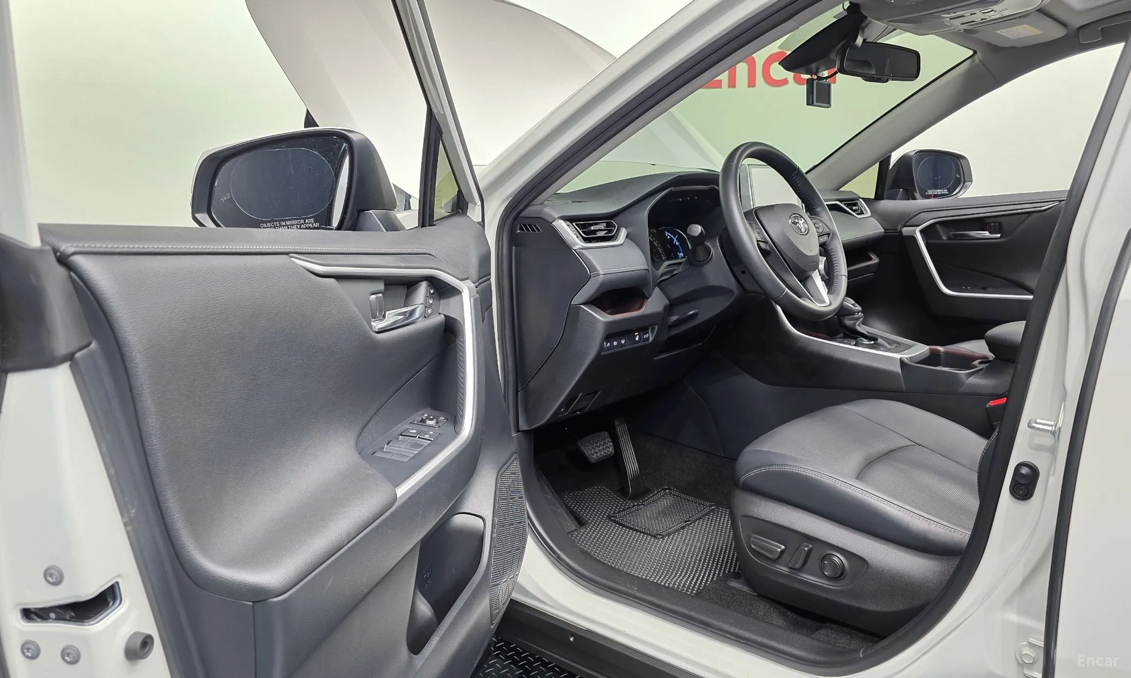 Toyota RAV4 5th Generation превью 10