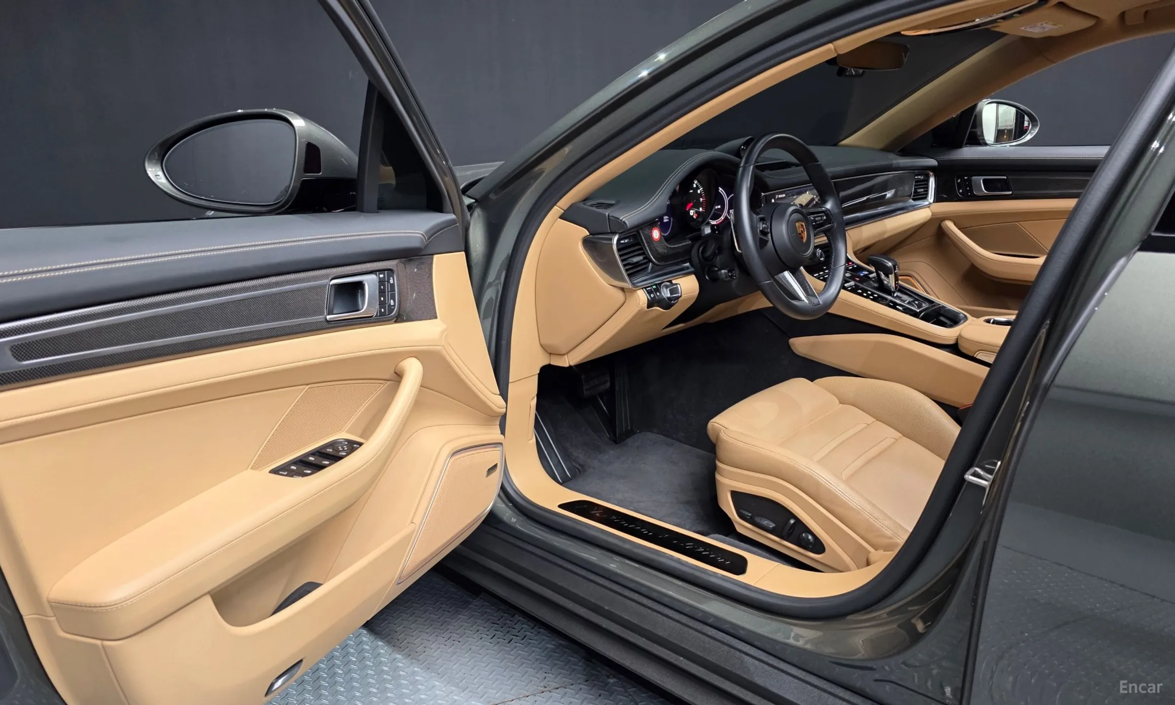 Porsche Panamera (971) превью 10