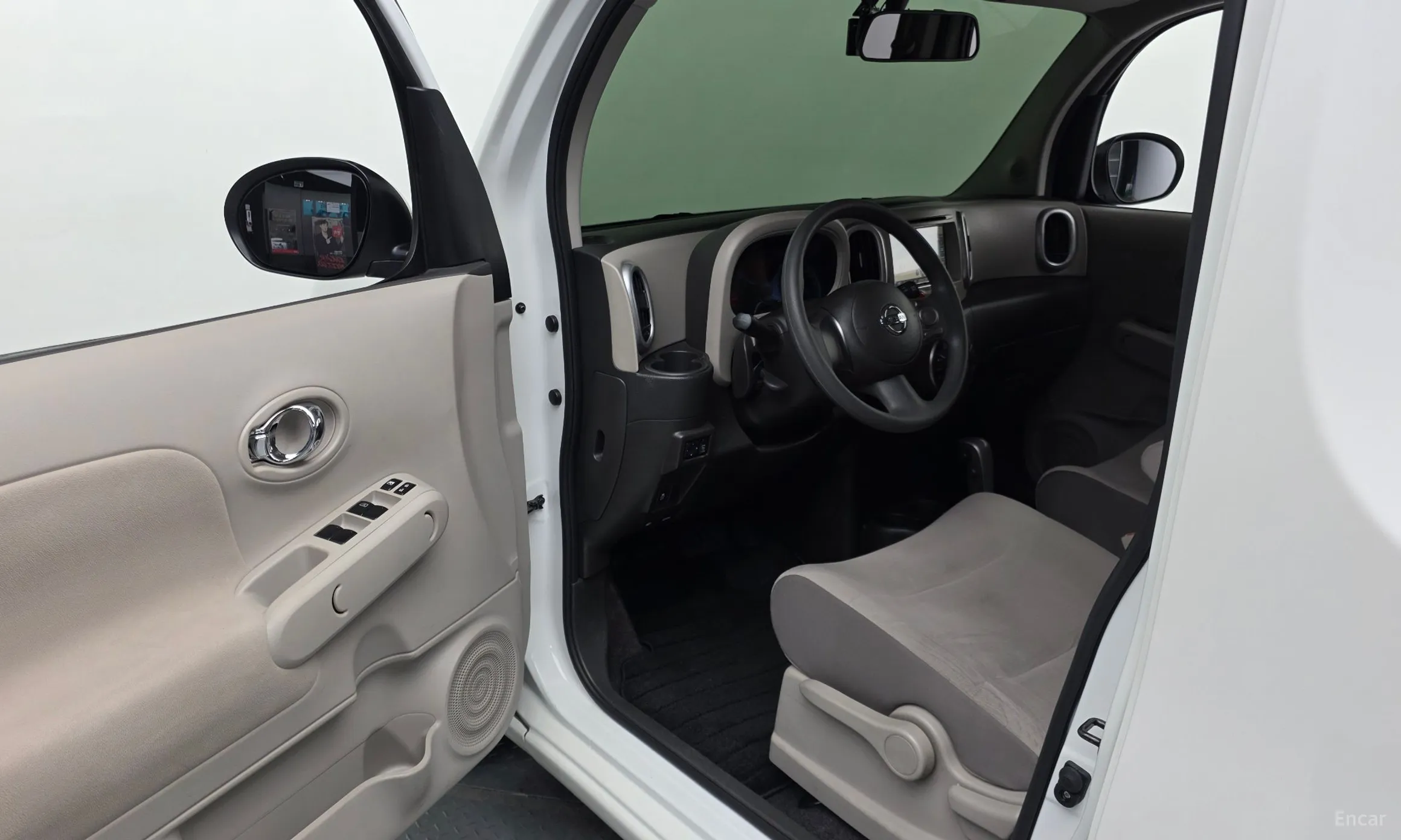 Nissan Cube превью 10