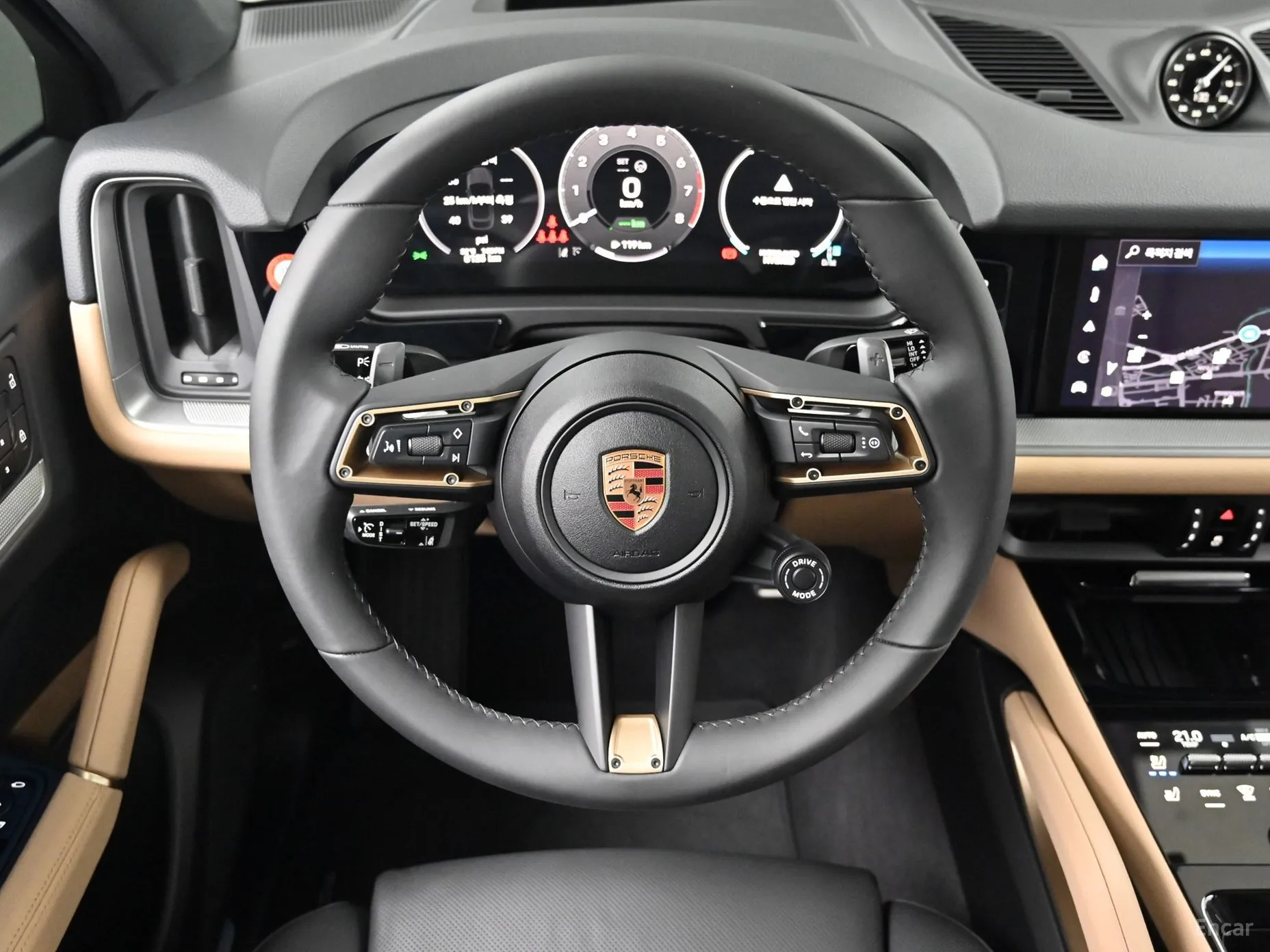 Porsche Cayenne (PO536) превью 13