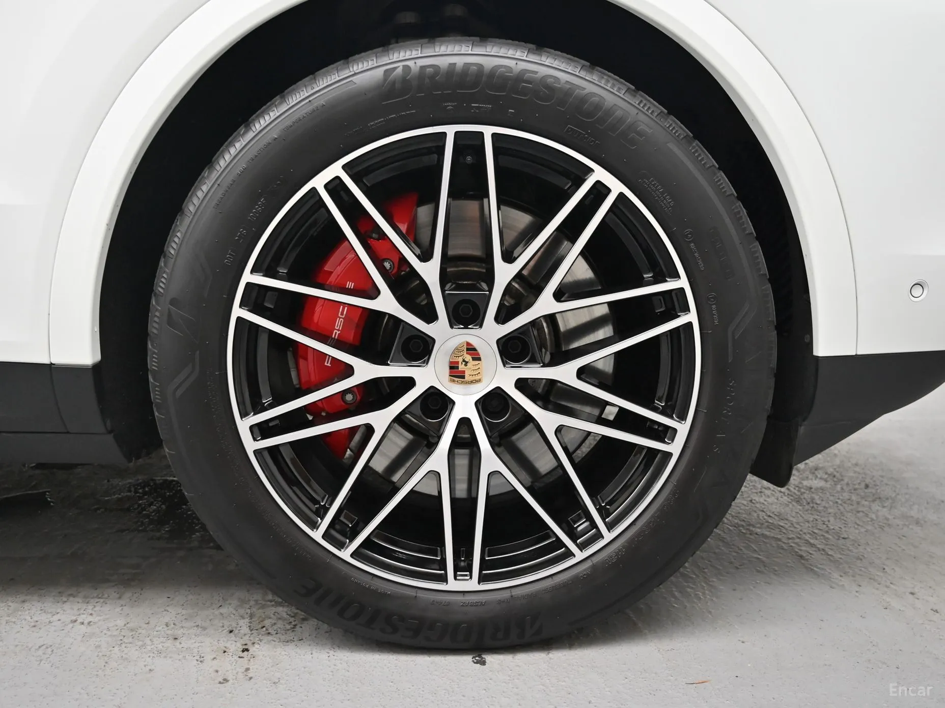 Porsche Cayenne (PO536) превью 5